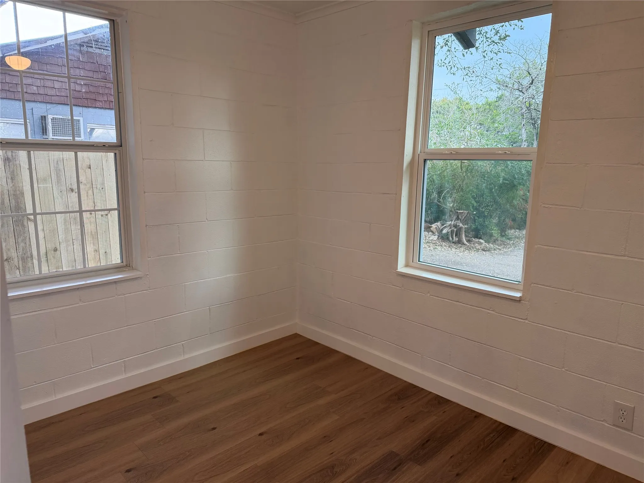 Single Family Residence For Sale in Bosque County , 145 County Road 1708, Clifton, Texas 76634, 2 Bedroom, 1 Bathroom, Garage spaces, 757 Sqft, built in 1975, Preowned, Price $179,500, mls#21147601, Real Estate Agent in Clifton, Homes For Sale in Bosque county, Homes For Sale in Clifton, Realtor in Clifton Texas, Real Estate Brokerage Independent Realty Texas, Luminita Cordes Realtor