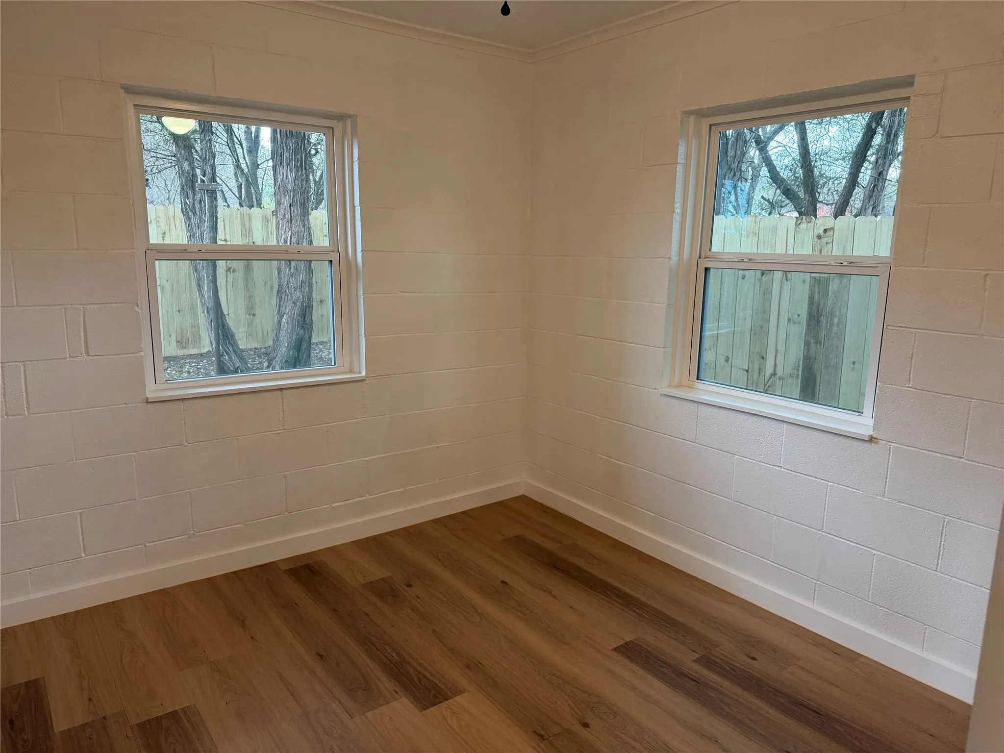 Single Family Residence For Sale in Bosque County , 145 County Road 1708, Clifton, Texas 76634, 2 Bedroom, 1 Bathroom, Garage spaces, 757 Sqft, built in 1975, Preowned, Price $179,500, mls#21147601, Real Estate Agent in Clifton, Homes For Sale in Bosque county, Homes For Sale in Clifton, Realtor in Clifton Texas, Real Estate Brokerage Independent Realty Texas, Luminita Cordes Realtor