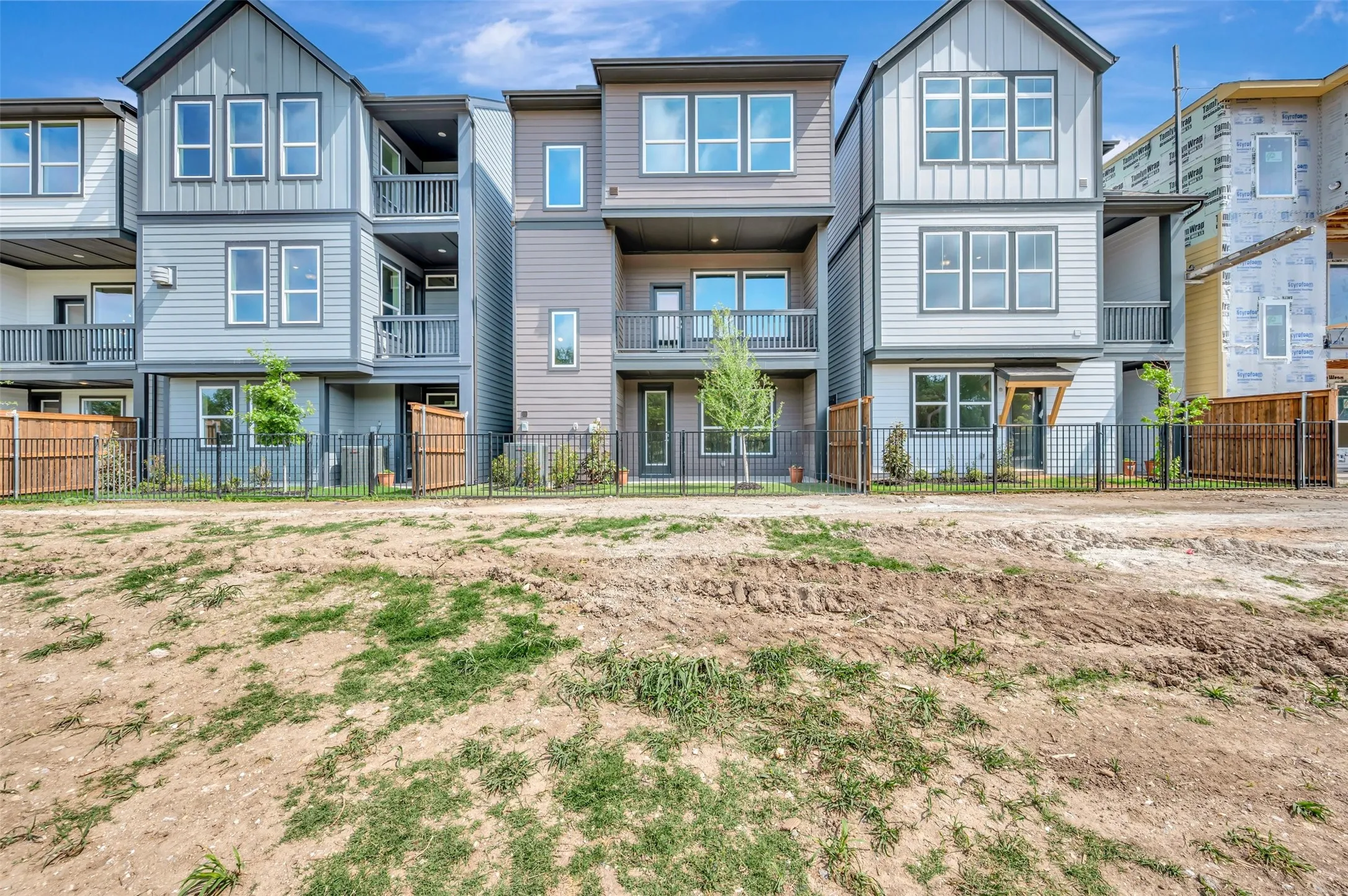 Single Family Residence For Sale in Tarrant County , 5821 Water Bridge Lane, Fort Worth, Texas 76109, 3 Bedroom, 4 Bathroom, 2 Garage spaces, 2,142 Sqft, built in 2025, mls#21148597, Real Estate Agent in Fort Worth, Homes For Sale in Tarrant county, Homes For Sale in Fort Worth, Realtor in Fort Worth Texas, Real Estate Brokerage Independent Realty Texas, Luminita Cordes Realtor