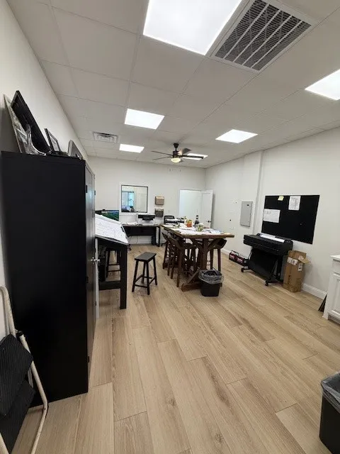 Business For Sale in Ellis County , 504 N Breckenridge Street, Ennis, Texas 75119, 0, 0, Garage spaces, 0 Sqft, built in 1989, Preowned, mls#21148721, Real Estate Agent in Ennis, Homes For Sale in Ellis county, Homes For Sale in Ennis, Realtor in Ennis Texas, Real Estate Brokerage Independent Realty Texas, Luminita Cordes Realtor
