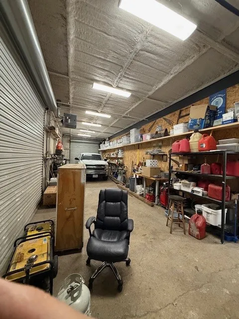 Business For Sale in Ellis County , 504 N Breckenridge Street, Ennis, Texas 75119, 0, 0, Garage spaces, 0 Sqft, built in 1989, Preowned, mls#21148721, Real Estate Agent in Ennis, Homes For Sale in Ellis county, Homes For Sale in Ennis, Realtor in Ennis Texas, Real Estate Brokerage Independent Realty Texas, Luminita Cordes Realtor