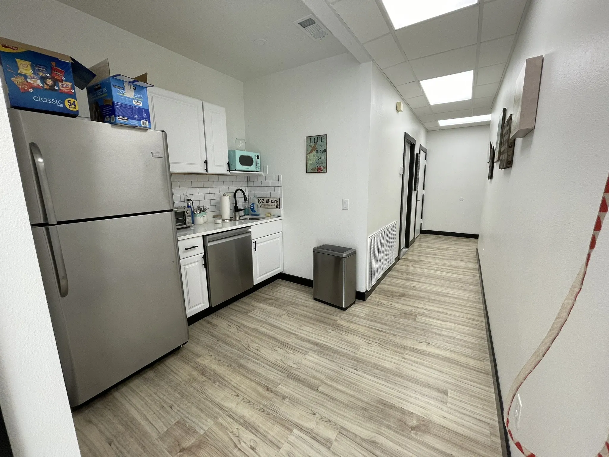 Office For Sale in Collin County , 500 S Tennessee Street, Mc Kinney, Texas 75069, 0, 0, Garage spaces, 0 Sqft, built in 1973, Preowned, Price $1,000,000, mls#21148767, Real Estate Agent in Mc Kinney, Homes For Sale in Collin county, Homes For Sale in Mc Kinney, Realtor in Mc Kinney Texas, Real Estate Brokerage Independent Realty Texas, Luminita Cordes Realtor