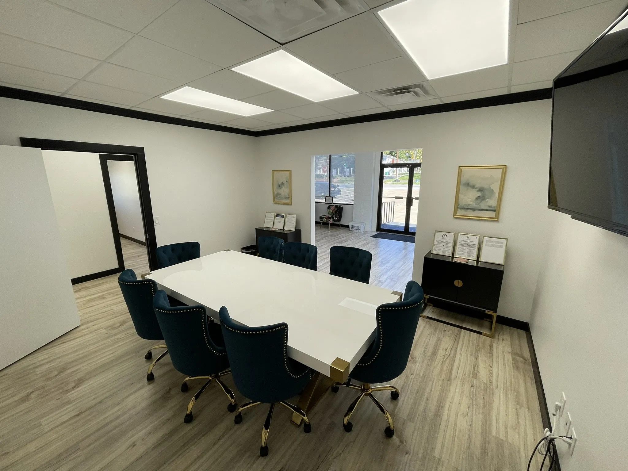 Office For Sale in Collin County , 500 S Tennessee Street, Mc Kinney, Texas 75069, 0, 0, Garage spaces, 0 Sqft, built in 1973, Preowned, Price $1,000,000, mls#21148767, Real Estate Agent in Mc Kinney, Homes For Sale in Collin county, Homes For Sale in Mc Kinney, Realtor in Mc Kinney Texas, Real Estate Brokerage Independent Realty Texas, Luminita Cordes Realtor
