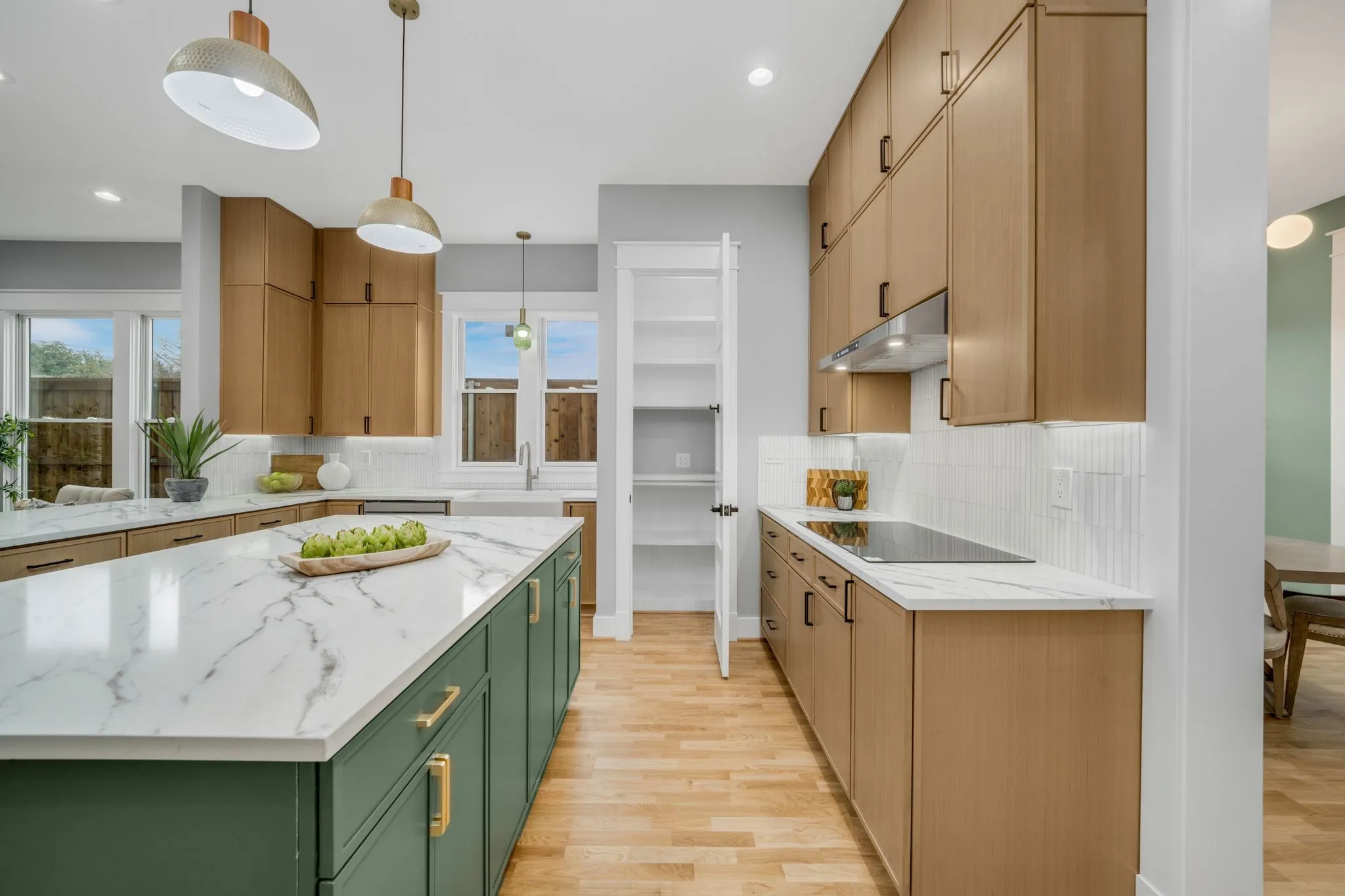 Single Family Residence For Sale in Dallas County , 6047 Velasco Avenue, Dallas, Texas 75206, 3 Bedroom, 4 Bathroom, 2 Garage spaces, 2,620 Sqft, built in 2025, New Construction - Complete, mls#21139149, Real Estate Agent in Dallas, Homes For Sale in Dallas county, Homes For Sale in Dallas, Realtor in Dallas Texas, Real Estate Brokerage Independent Realty Texas, Luminita Cordes Realtor