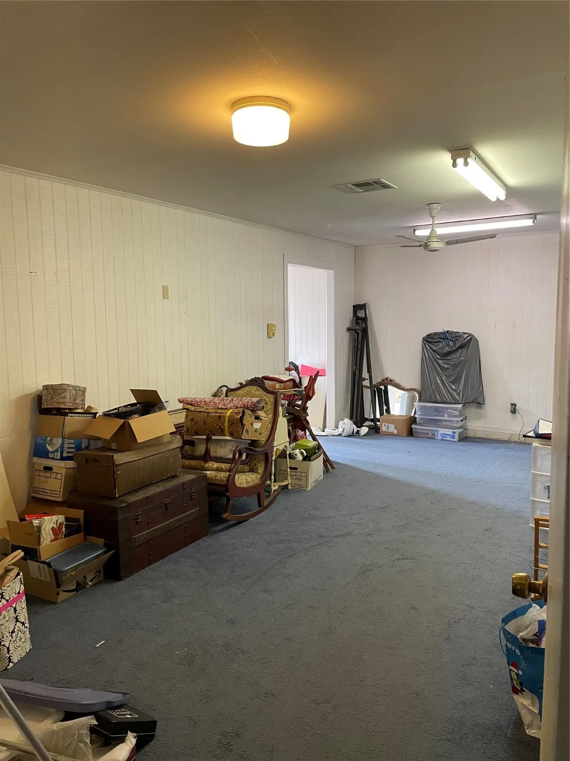 Business For Sale in Mc Lennan County , 510 E Oak Street, West, Texas 76691, 0, 0, Garage spaces, 0 Sqft, built in 1960, Preowned, Price $325,000, mls#21148785, Real Estate Agent in West, Homes For Sale in Mc Lennan county, Homes For Sale in West, Realtor in West Texas, Real Estate Brokerage Independent Realty Texas, Luminita Cordes Realtor