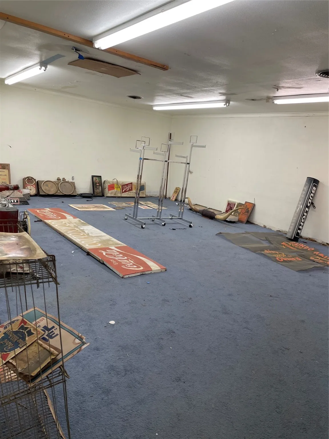 Business For Sale in Mc Lennan County , 510 E Oak Street, West, Texas 76691, 0, 0, Garage spaces, 0 Sqft, built in 1960, Preowned, Price $325,000, mls#21148785, Real Estate Agent in West, Homes For Sale in Mc Lennan county, Homes For Sale in West, Realtor in West Texas, Real Estate Brokerage Independent Realty Texas, Luminita Cordes Realtor