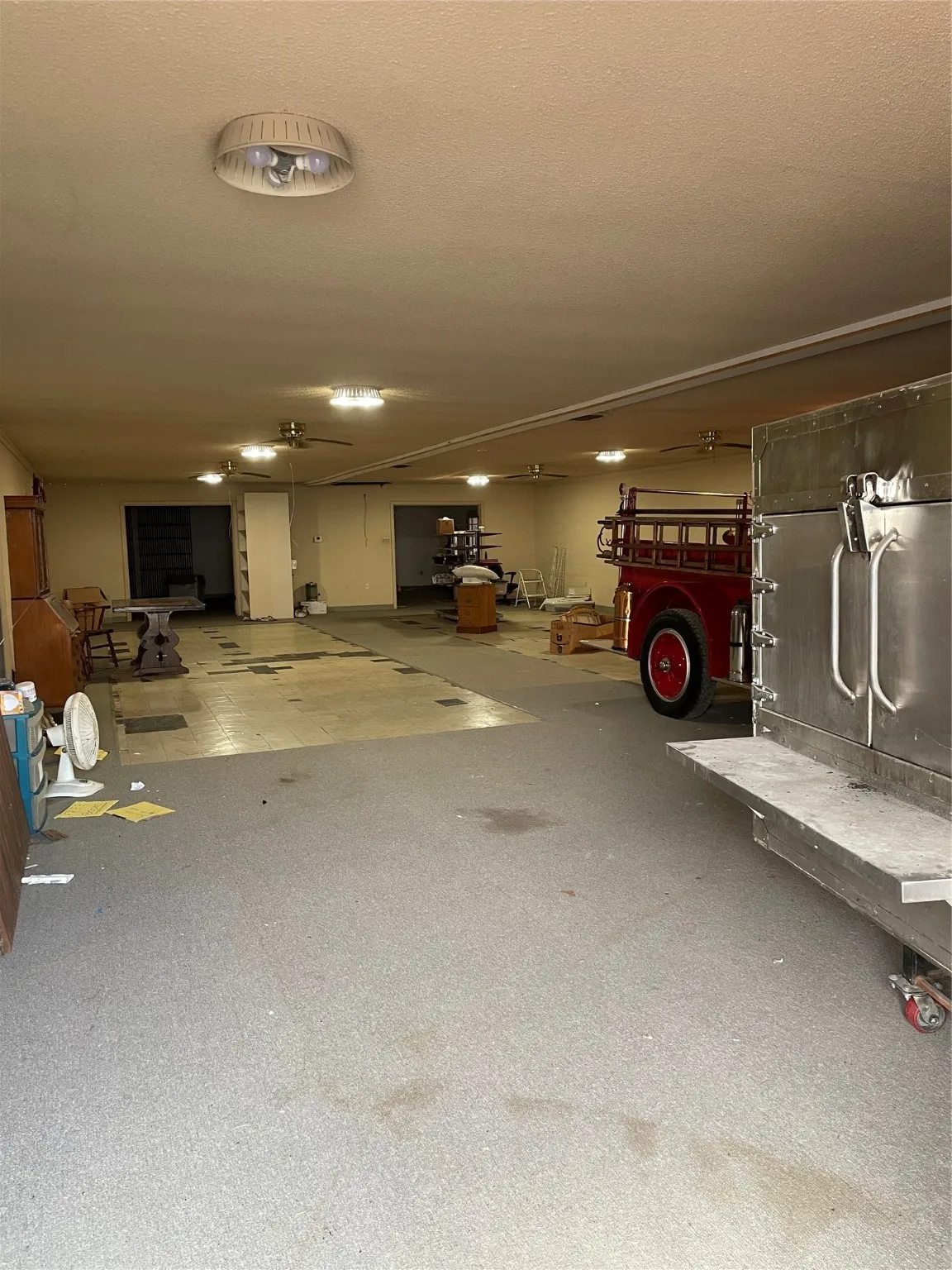 Business For Sale in Mc Lennan County , 510 E Oak Street, West, Texas 76691, 0, 0, Garage spaces, 0 Sqft, built in 1960, Preowned, Price $325,000, mls#21148785, Real Estate Agent in West, Homes For Sale in Mc Lennan county, Homes For Sale in West, Realtor in West Texas, Real Estate Brokerage Independent Realty Texas, Luminita Cordes Realtor