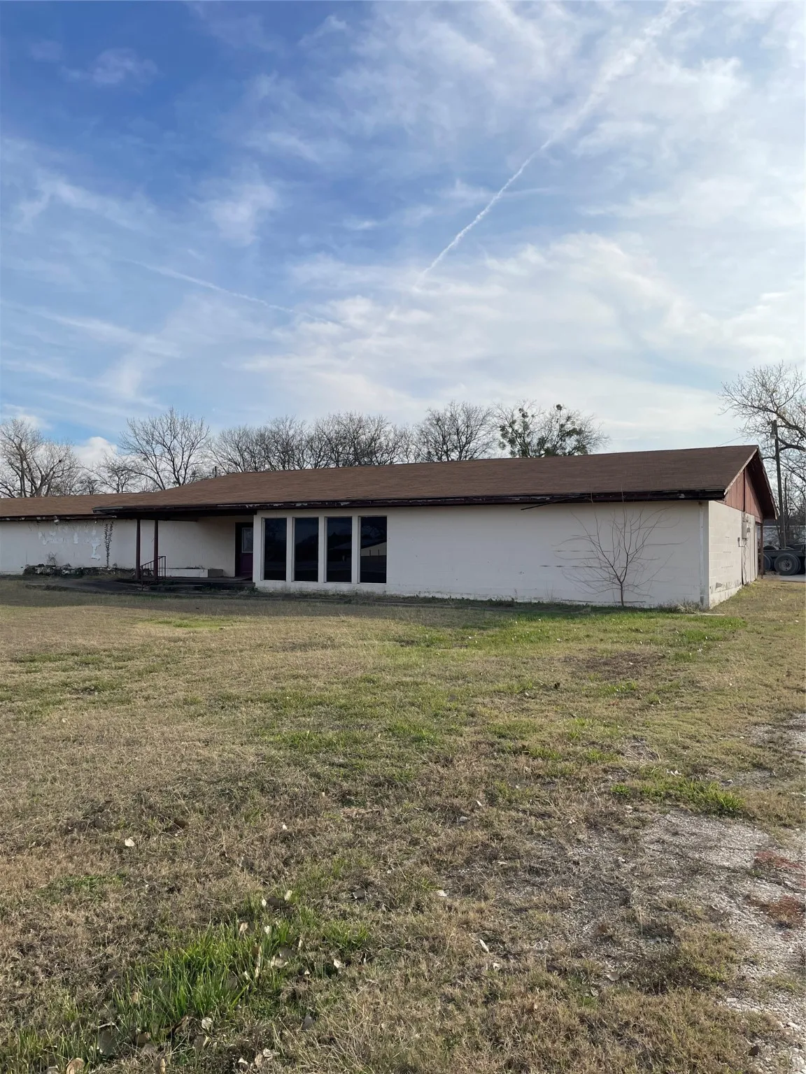 Business For Sale in Mc Lennan County , 510 E Oak Street, West, Texas 76691, 0, 0, Garage spaces, 0 Sqft, built in 1960, Preowned, Price $325,000, mls#21148785, Real Estate Agent in West, Homes For Sale in Mc Lennan county, Homes For Sale in West, Realtor in West Texas, Real Estate Brokerage Independent Realty Texas, Luminita Cordes Realtor
