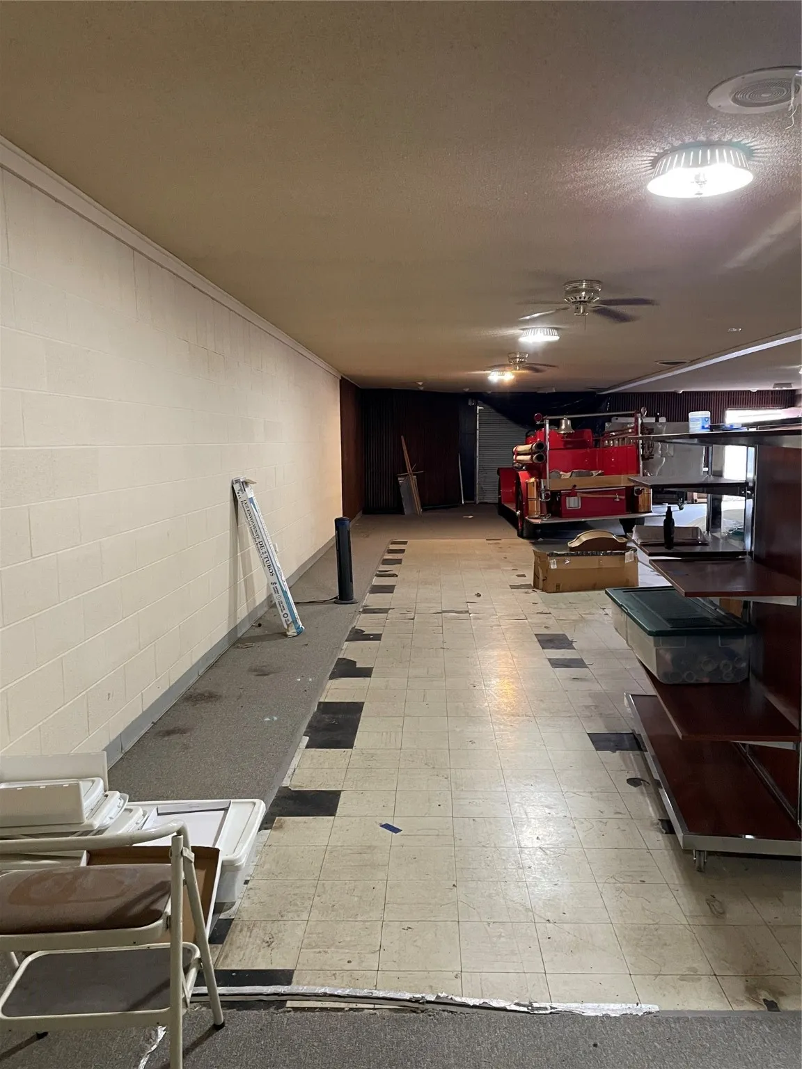 Business For Sale in Mc Lennan County , 510 E Oak Street, West, Texas 76691, 0, 0, Garage spaces, 0 Sqft, built in 1960, Preowned, Price $325,000, mls#21148785, Real Estate Agent in West, Homes For Sale in Mc Lennan county, Homes For Sale in West, Realtor in West Texas, Real Estate Brokerage Independent Realty Texas, Luminita Cordes Realtor