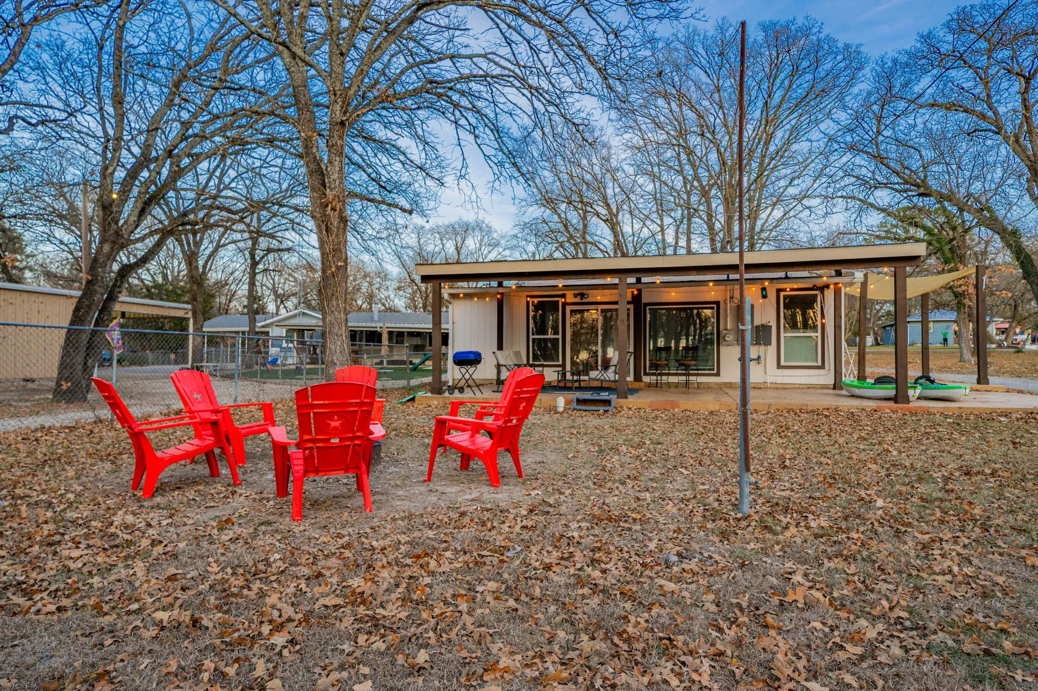 Single Family Residence For Sale in Rains County , 674 Briggs Boulevard, East Tawakoni, Texas 75472, 3 Bedroom, 2 Bathroom, Garage spaces, 1,365 Sqft, built in 1963, mls#21148630, Real Estate Agent in East Tawakoni, Homes For Sale in Rains county, Homes For Sale in East Tawakoni, Realtor in East Tawakoni Texas, Real Estate Brokerage Independent Realty Texas, Luminita Cordes Realtor