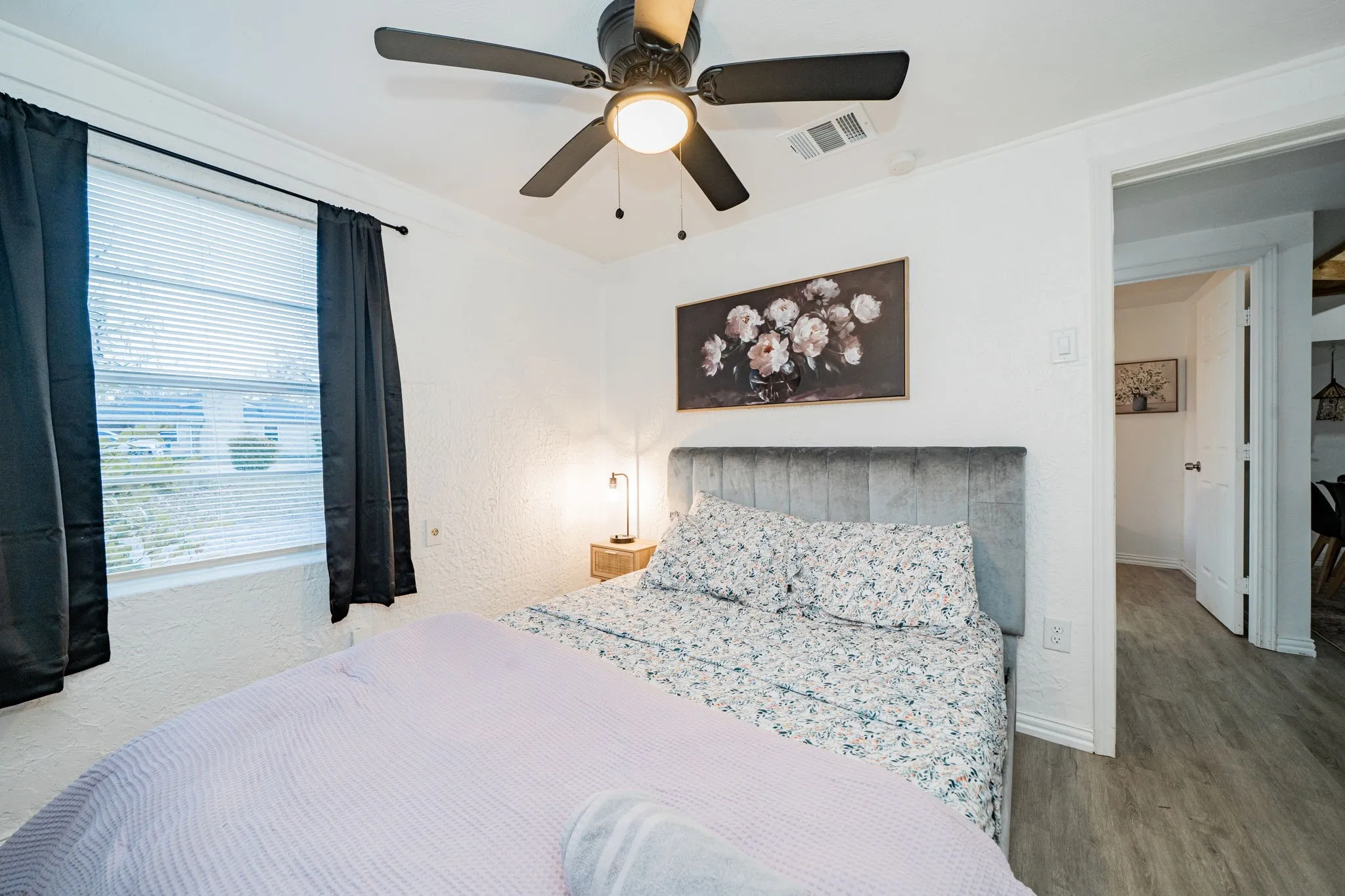 Single Family Residence For Sale in Rains County , 674 Briggs Boulevard, East Tawakoni, Texas 75472, 3 Bedroom, 2 Bathroom, Garage spaces, 1,365 Sqft, built in 1963, mls#21148630, Real Estate Agent in East Tawakoni, Homes For Sale in Rains county, Homes For Sale in East Tawakoni, Realtor in East Tawakoni Texas, Real Estate Brokerage Independent Realty Texas, Luminita Cordes Realtor