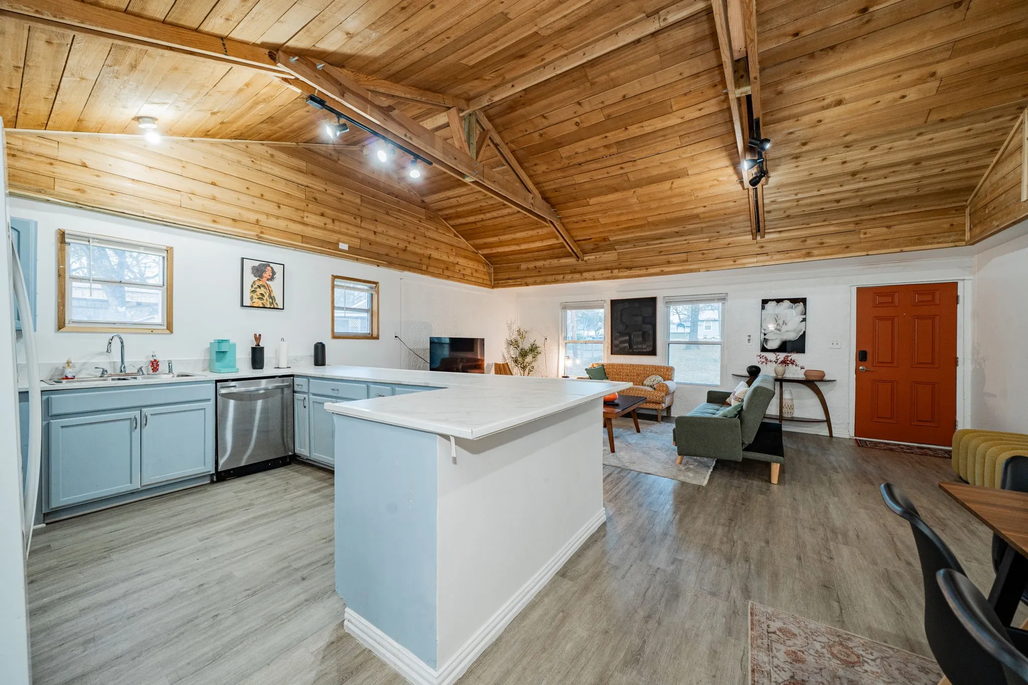 Single Family Residence For Sale in Rains County , 674 Briggs Boulevard, East Tawakoni, Texas 75472, 3 Bedroom, 2 Bathroom, Garage spaces, 1,365 Sqft, built in 1963, mls#21148630, Real Estate Agent in East Tawakoni, Homes For Sale in Rains county, Homes For Sale in East Tawakoni, Realtor in East Tawakoni Texas, Real Estate Brokerage Independent Realty Texas, Luminita Cordes Realtor