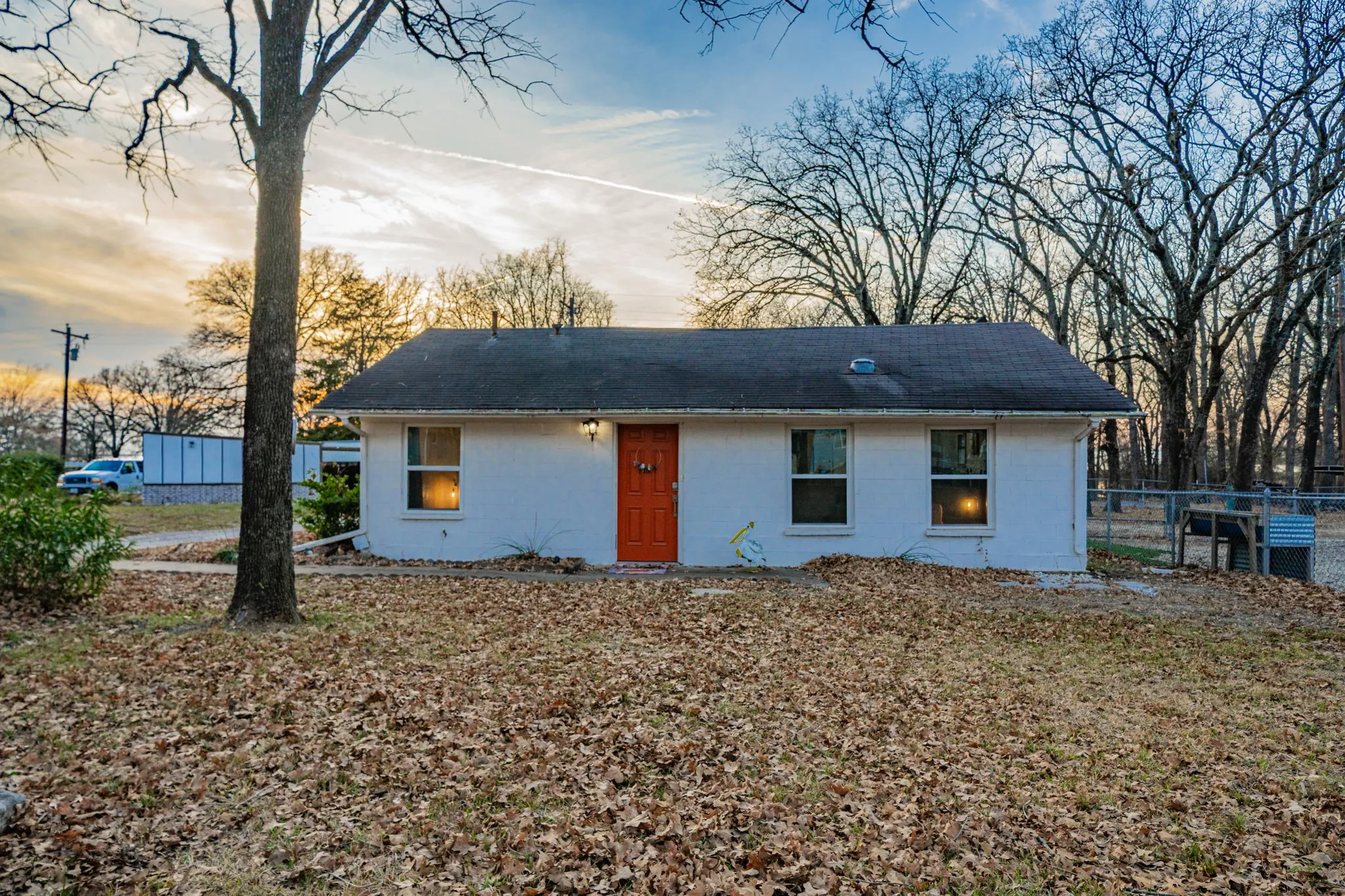 Single Family Residence For Sale in Rains County , 674 Briggs Boulevard, East Tawakoni, Texas 75472, 3 Bedroom, 2 Bathroom, Garage spaces, 1,365 Sqft, built in 1963, mls#21148630, Real Estate Agent in East Tawakoni, Homes For Sale in Rains county, Homes For Sale in East Tawakoni, Realtor in East Tawakoni Texas, Real Estate Brokerage Independent Realty Texas, Luminita Cordes Realtor