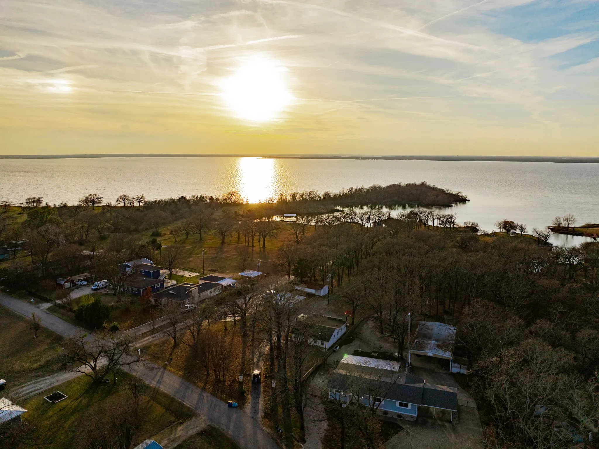 Single Family Residence For Sale in Rains County , 674 Briggs Boulevard, East Tawakoni, Texas 75472, 3 Bedroom, 2 Bathroom, Garage spaces, 1,365 Sqft, built in 1963, mls#21148630, Real Estate Agent in East Tawakoni, Homes For Sale in Rains county, Homes For Sale in East Tawakoni, Realtor in East Tawakoni Texas, Real Estate Brokerage Independent Realty Texas, Luminita Cordes Realtor