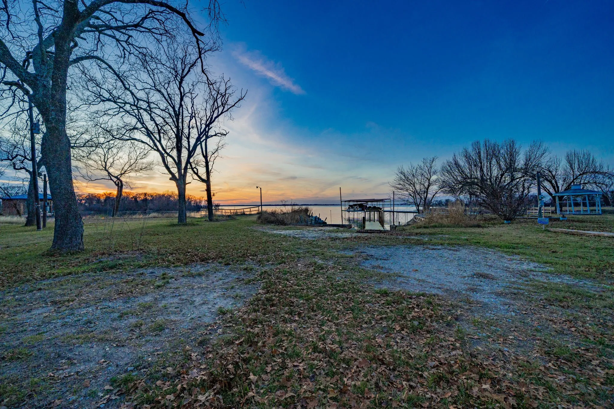 Single Family Residence For Sale in Rains County , 674 Briggs Boulevard, East Tawakoni, Texas 75472, 3 Bedroom, 2 Bathroom, Garage spaces, 1,365 Sqft, built in 1963, mls#21148630, Real Estate Agent in East Tawakoni, Homes For Sale in Rains county, Homes For Sale in East Tawakoni, Realtor in East Tawakoni Texas, Real Estate Brokerage Independent Realty Texas, Luminita Cordes Realtor