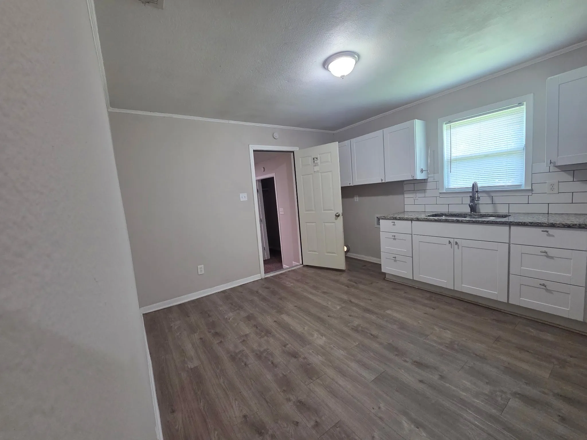 Single Family Residence For Sale in Hunt County , 6005 Colorado Street, Greenville, Texas 75402, 3 Bedroom, 1 Bathroom, Garage spaces, 1,194 Sqft, built in 1975, Preowned, mls#21149066, Real Estate Agent in Greenville, Homes For Sale in Hunt county, Homes For Sale in Greenville, Realtor in Greenville Texas, Real Estate Brokerage Independent Realty Texas, Luminita Cordes Realtor