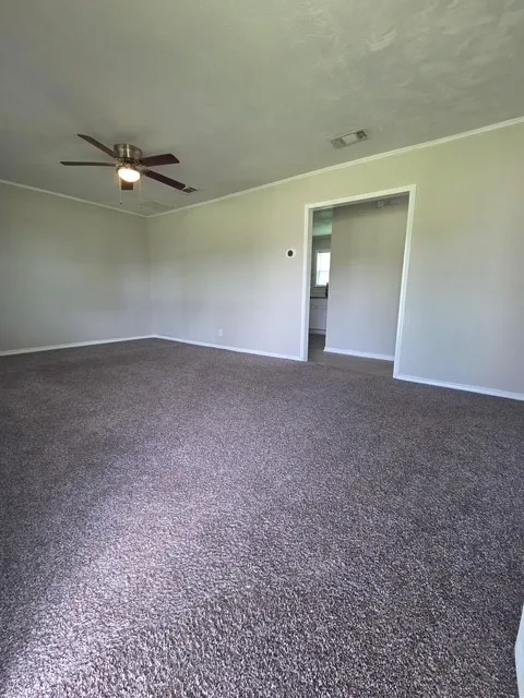 Single Family Residence For Sale in Hunt County , 6005 Colorado Street, Greenville, Texas 75402, 3 Bedroom, 1 Bathroom, Garage spaces, 1,194 Sqft, built in 1975, Preowned, mls#21149066, Real Estate Agent in Greenville, Homes For Sale in Hunt county, Homes For Sale in Greenville, Realtor in Greenville Texas, Real Estate Brokerage Independent Realty Texas, Luminita Cordes Realtor