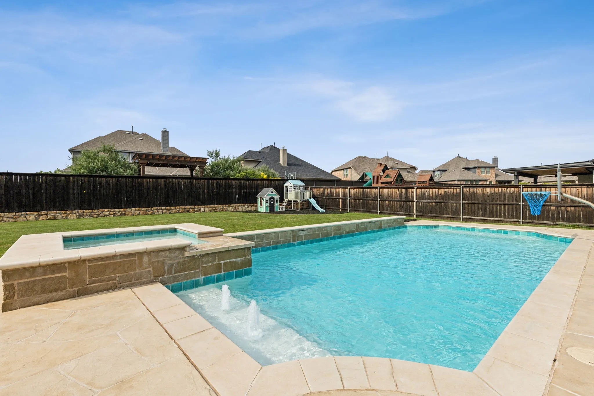 Single Family Residence For Sale in Denton County , 15505 City Garden Lane, Prosper, Texas 75078, 5 Bedroom, 5 Bathroom, 3 Garage spaces, 3,691 Sqft, built in 2016, Preowned, mls#21149137, Real Estate Agent in Prosper, Homes For Sale in Denton county, Homes For Sale in Prosper, Realtor in Prosper Texas, Real Estate Brokerage Independent Realty Texas, Luminita Cordes Realtor