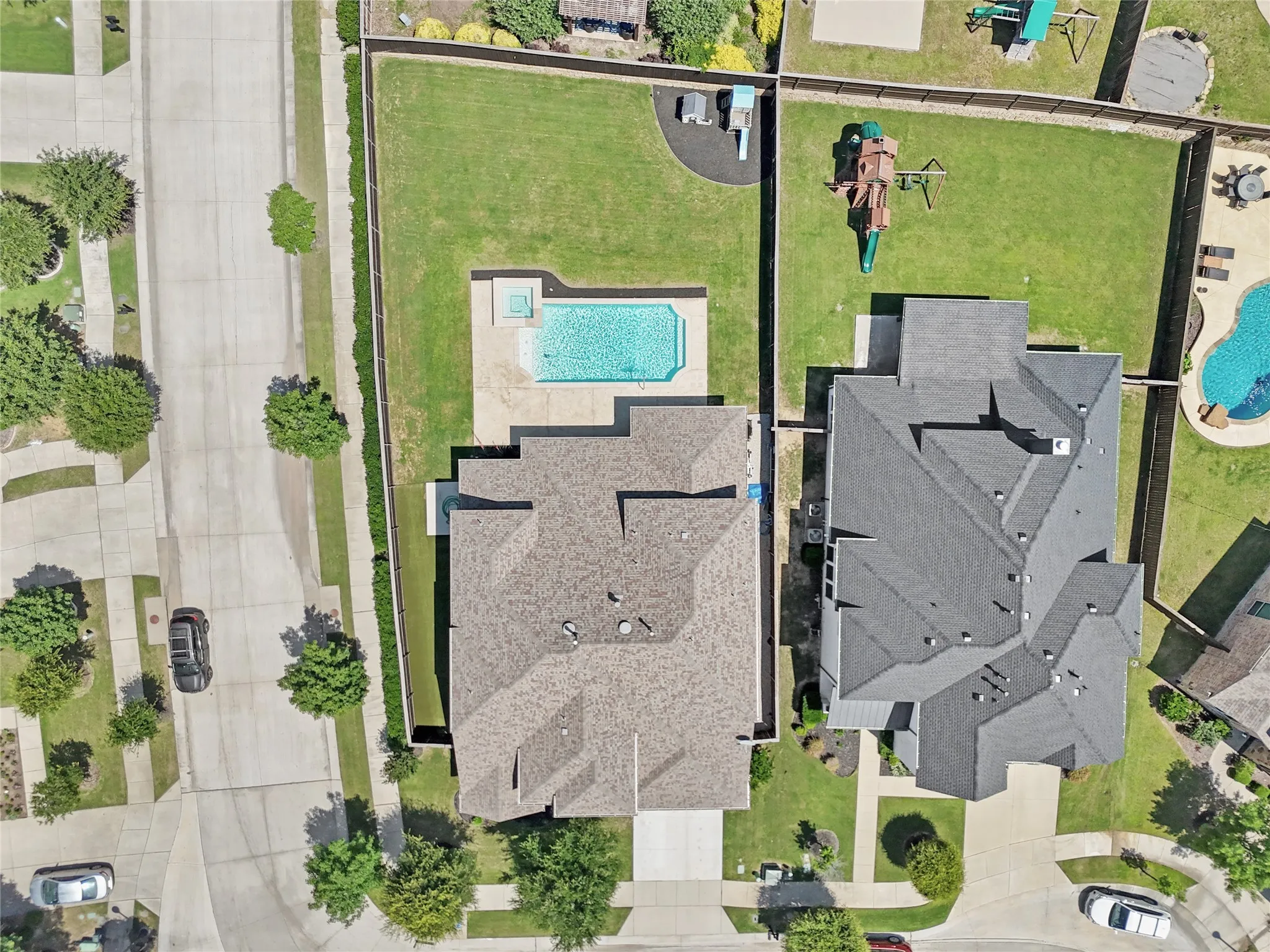 Single Family Residence For Sale in Denton County , 15505 City Garden Lane, Prosper, Texas 75078, 5 Bedroom, 5 Bathroom, 3 Garage spaces, 3,691 Sqft, built in 2016, Preowned, mls#21149137, Real Estate Agent in Prosper, Homes For Sale in Denton county, Homes For Sale in Prosper, Realtor in Prosper Texas, Real Estate Brokerage Independent Realty Texas, Luminita Cordes Realtor