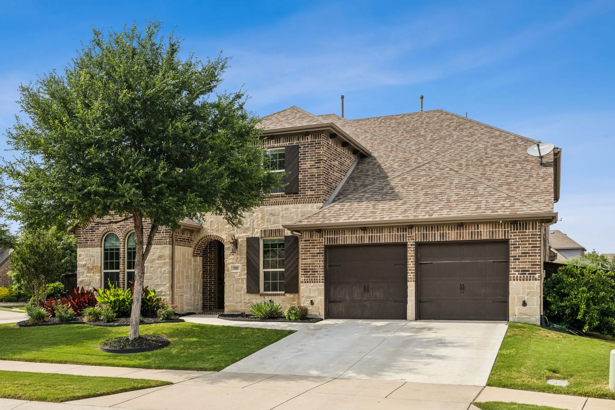 Single Family Residence For Sale in Denton County , 15505 City Garden Lane, Prosper, Texas 75078, 5 Bedroom, 5 Bathroom, 3 Garage spaces, 3,691 Sqft, built in 2016, Preowned, mls#21149137, Real Estate Agent in Prosper, Homes For Sale in Denton county, Homes For Sale in Prosper, Realtor in Prosper Texas, Real Estate Brokerage Independent Realty Texas, Luminita Cordes Realtor