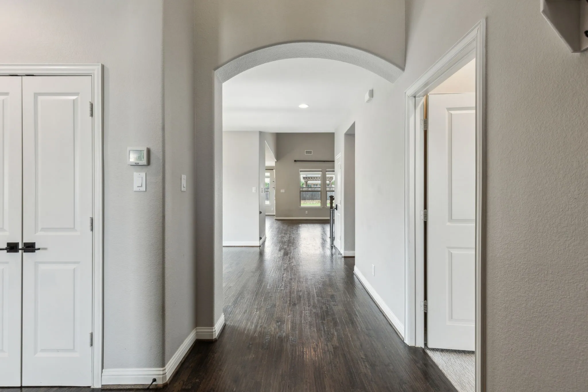 Single Family Residence For Sale in Denton County , 15505 City Garden Lane, Prosper, Texas 75078, 5 Bedroom, 5 Bathroom, 3 Garage spaces, 3,691 Sqft, built in 2016, Preowned, mls#21149137, Real Estate Agent in Prosper, Homes For Sale in Denton county, Homes For Sale in Prosper, Realtor in Prosper Texas, Real Estate Brokerage Independent Realty Texas, Luminita Cordes Realtor