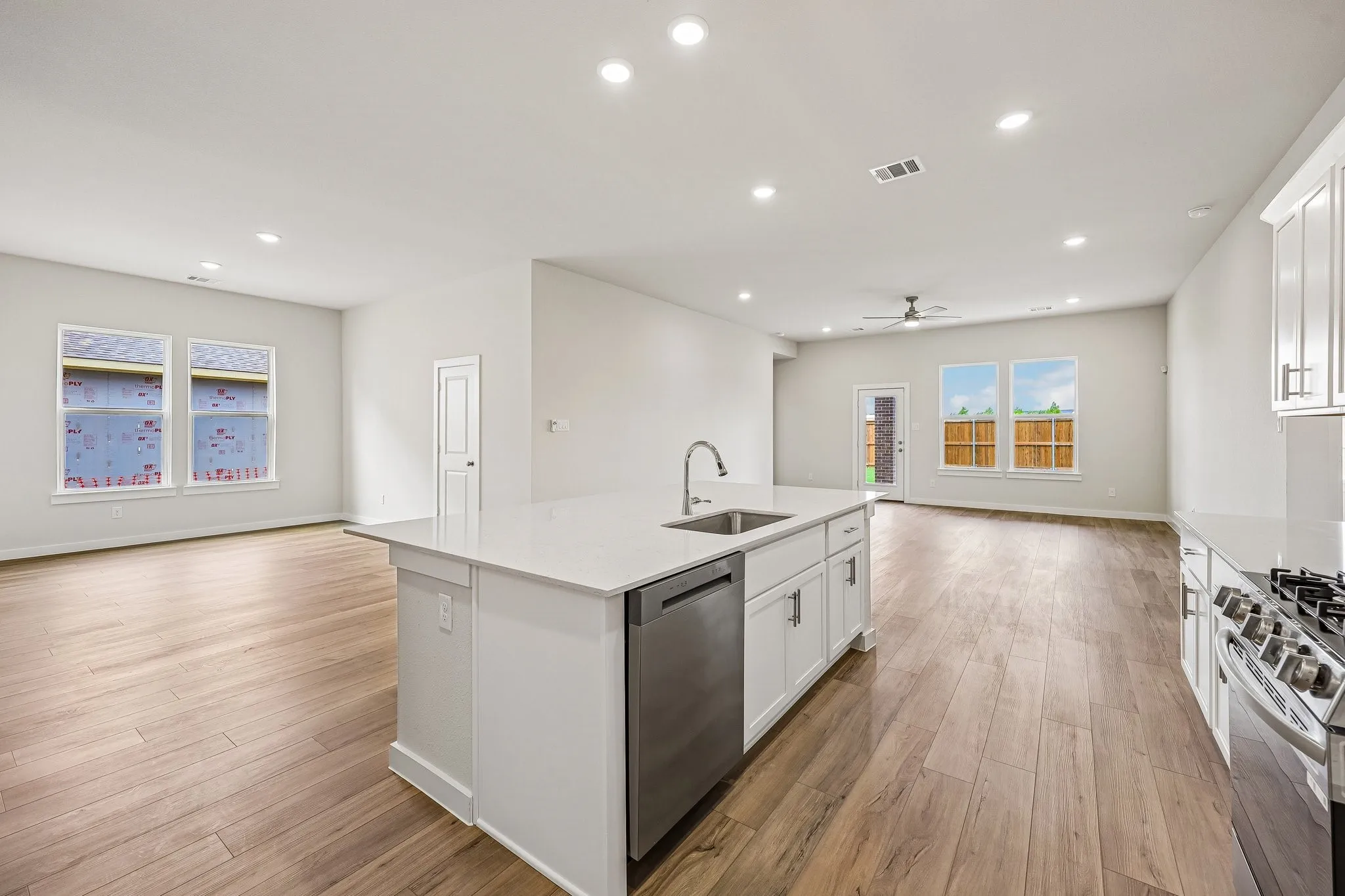 Single Family Residence For Sale in Kaufman County , 623 Landry Lane, Forney, Texas 75126, 4 Bedroom, 3 Bathroom, 3 Garage spaces, 2,725 Sqft, built in 2026, New Construction - Incomplete, mls#21149202, Real Estate Agent in Forney, Homes For Sale in Kaufman county, Homes For Sale in Forney, Realtor in Forney Texas, Real Estate Brokerage Independent Realty Texas, Luminita Cordes Realtor