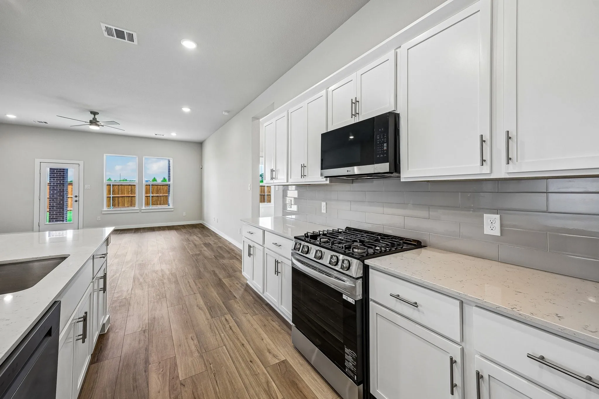 Single Family Residence For Sale in Kaufman County , 623 Landry Lane, Forney, Texas 75126, 4 Bedroom, 3 Bathroom, 3 Garage spaces, 2,725 Sqft, built in 2026, New Construction - Incomplete, mls#21149202, Real Estate Agent in Forney, Homes For Sale in Kaufman county, Homes For Sale in Forney, Realtor in Forney Texas, Real Estate Brokerage Independent Realty Texas, Luminita Cordes Realtor
