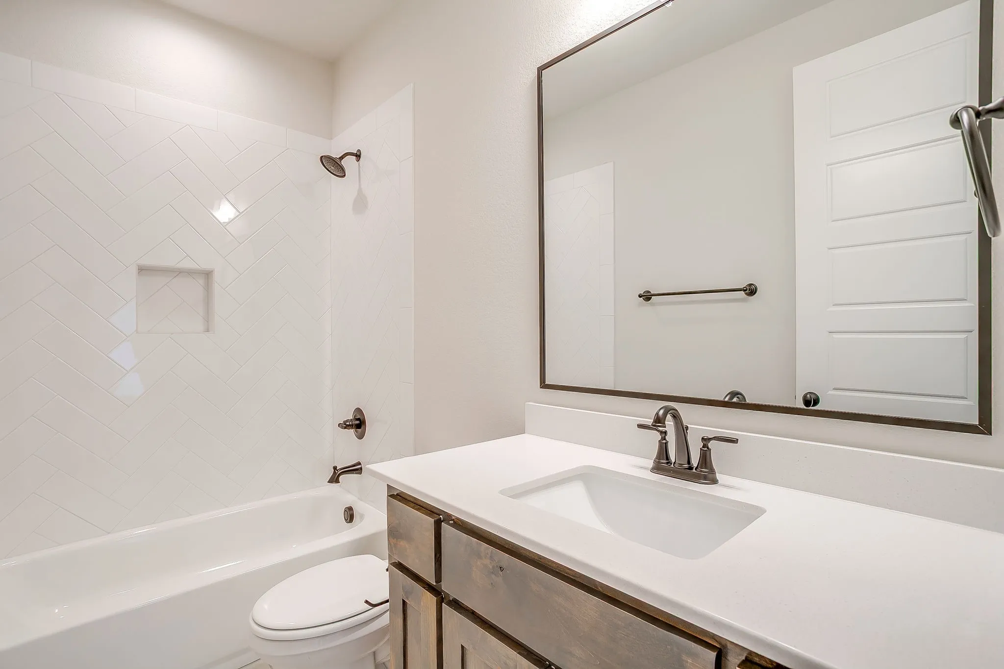 Single Family Residence For Sale in Ellis County , 410 Olson Road, Waxahachie, Texas 75167, 4 Bedroom, 3 Bathroom, 3 Garage spaces, 2,705 Sqft, built in 2026, New Construction - Incomplete, mls#21148978, Real Estate Agent in Waxahachie, Homes For Sale in Ellis county, Homes For Sale in Waxahachie, Realtor in Waxahachie Texas, Real Estate Brokerage Independent Realty Texas, Luminita Cordes Realtor