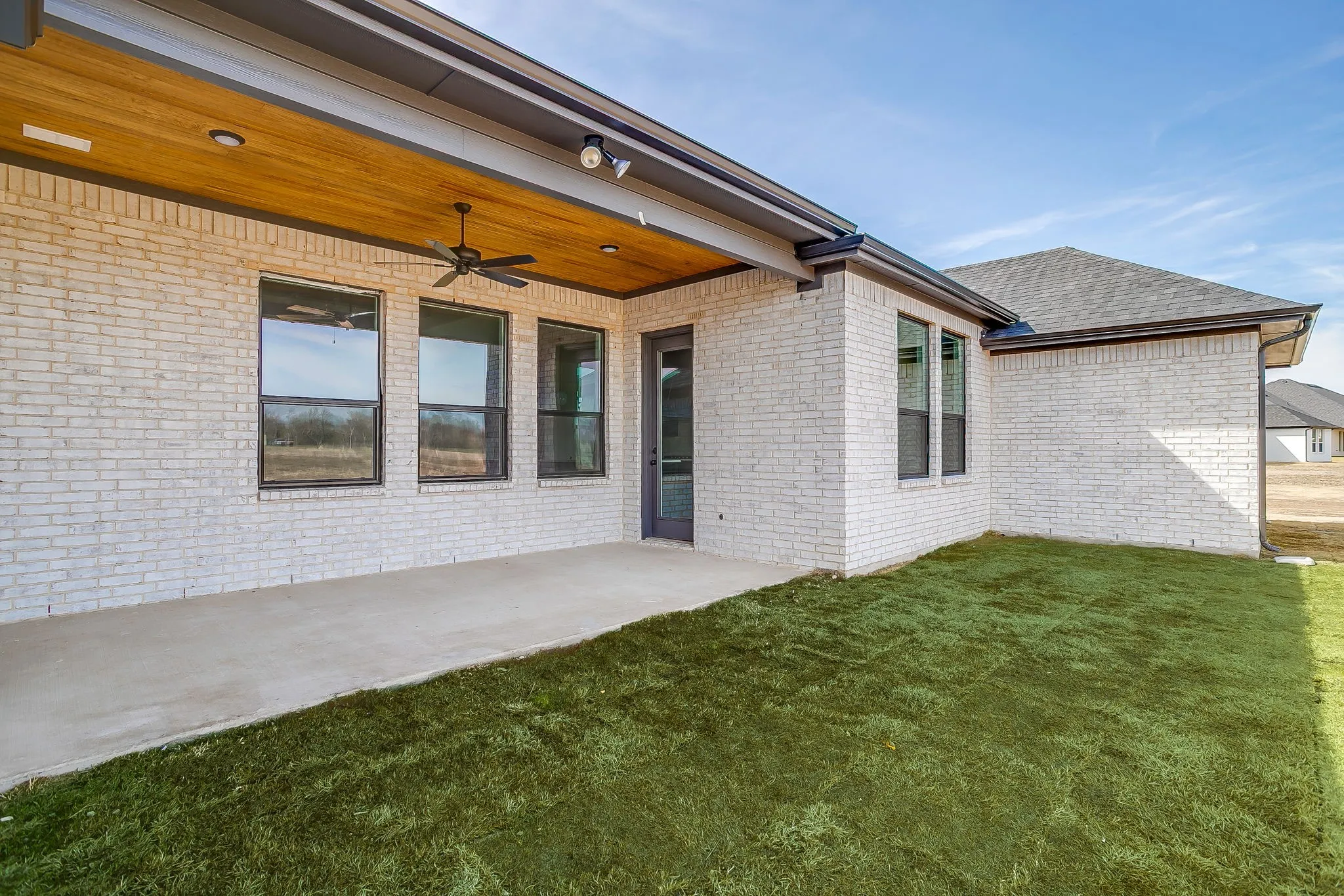 Single Family Residence For Sale in Ellis County , 410 Olson Road, Waxahachie, Texas 75167, 4 Bedroom, 3 Bathroom, 3 Garage spaces, 2,705 Sqft, built in 2026, New Construction - Incomplete, mls#21148978, Real Estate Agent in Waxahachie, Homes For Sale in Ellis county, Homes For Sale in Waxahachie, Realtor in Waxahachie Texas, Real Estate Brokerage Independent Realty Texas, Luminita Cordes Realtor