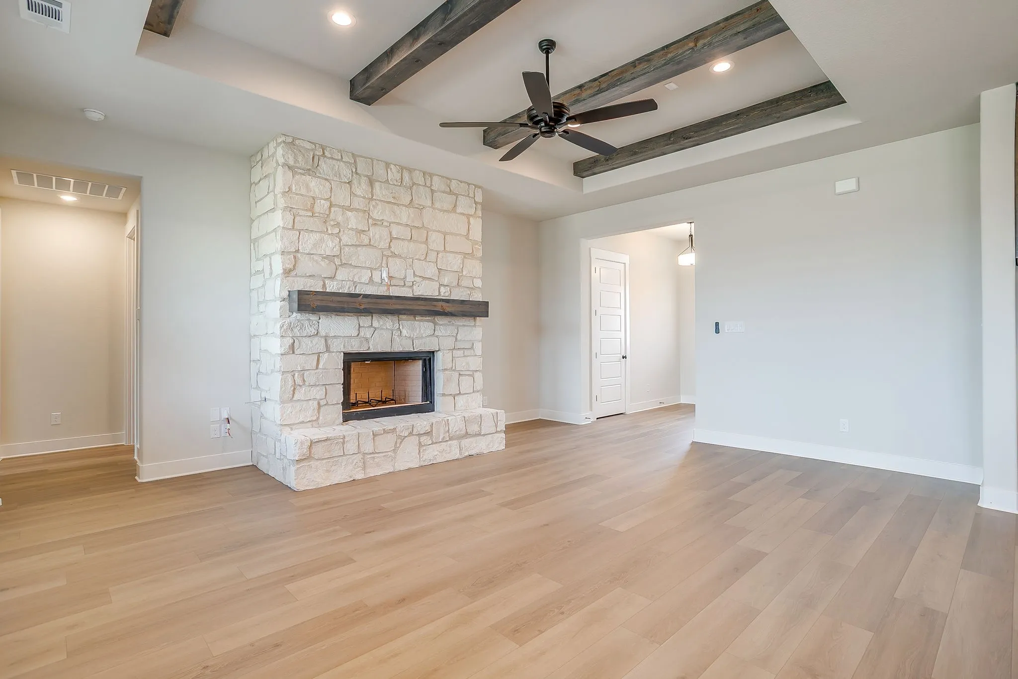 Single Family Residence For Sale in Ellis County , 410 Olson Road, Waxahachie, Texas 75167, 4 Bedroom, 3 Bathroom, 3 Garage spaces, 2,705 Sqft, built in 2026, New Construction - Incomplete, mls#21148978, Real Estate Agent in Waxahachie, Homes For Sale in Ellis county, Homes For Sale in Waxahachie, Realtor in Waxahachie Texas, Real Estate Brokerage Independent Realty Texas, Luminita Cordes Realtor