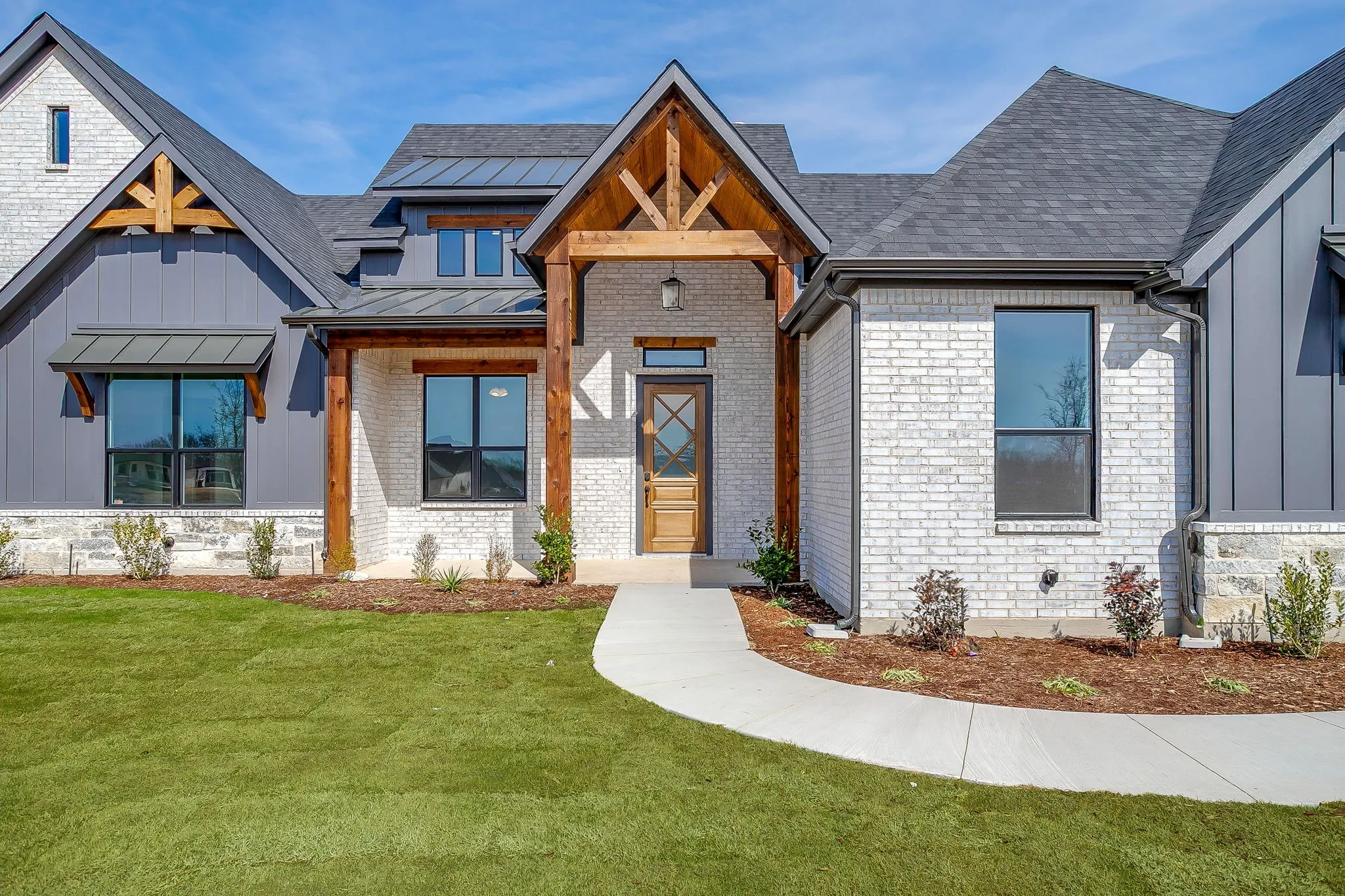 Single Family Residence For Sale in Ellis County , 410 Olson Road, Waxahachie, Texas 75167, 4 Bedroom, 3 Bathroom, 3 Garage spaces, 2,705 Sqft, built in 2026, New Construction - Incomplete, mls#21148978, Real Estate Agent in Waxahachie, Homes For Sale in Ellis county, Homes For Sale in Waxahachie, Realtor in Waxahachie Texas, Real Estate Brokerage Independent Realty Texas, Luminita Cordes Realtor