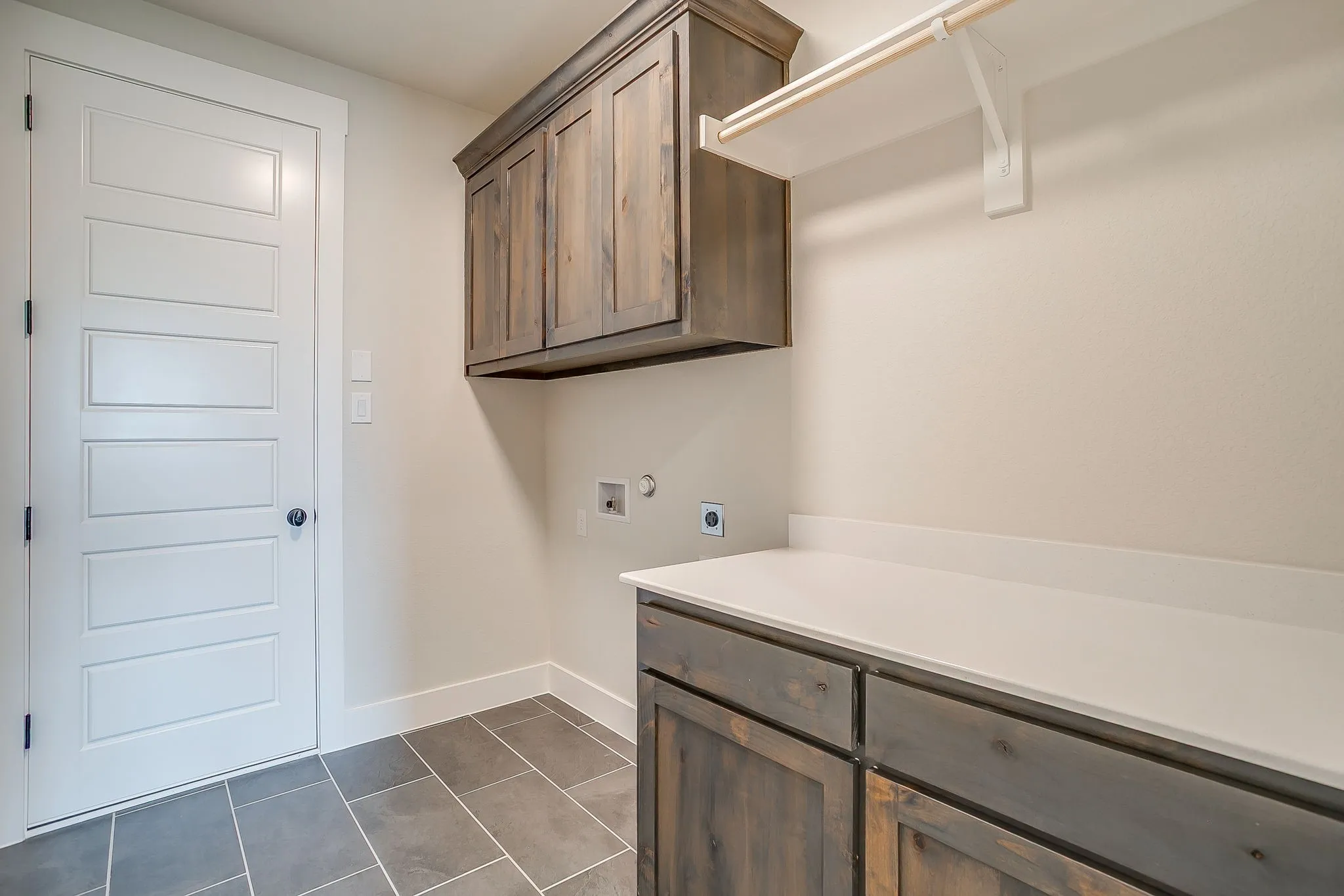 Single Family Residence For Sale in Ellis County , 410 Olson Road, Waxahachie, Texas 75167, 4 Bedroom, 3 Bathroom, 3 Garage spaces, 2,705 Sqft, built in 2026, New Construction - Incomplete, mls#21148978, Real Estate Agent in Waxahachie, Homes For Sale in Ellis county, Homes For Sale in Waxahachie, Realtor in Waxahachie Texas, Real Estate Brokerage Independent Realty Texas, Luminita Cordes Realtor