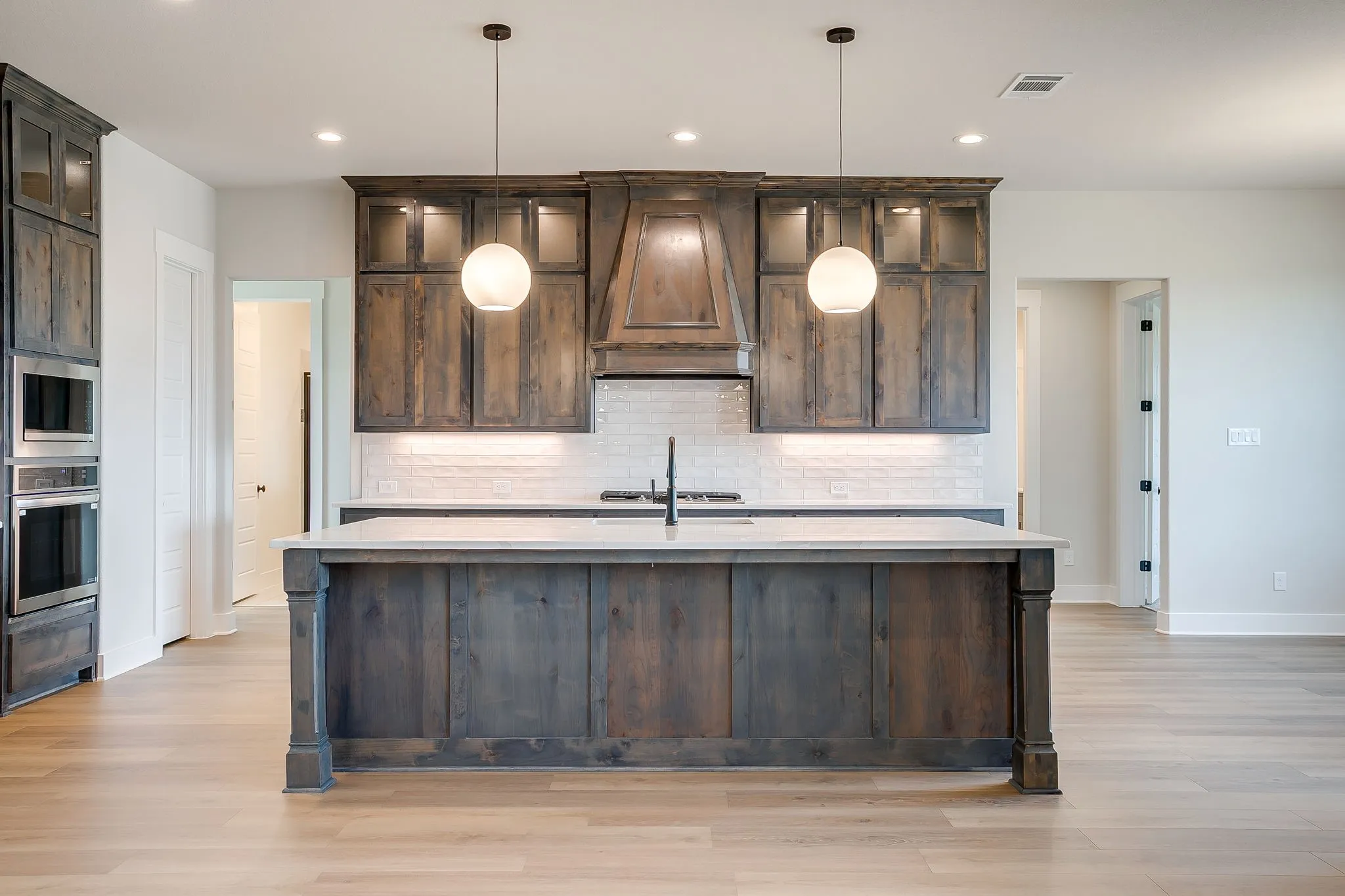 Single Family Residence For Sale in Ellis County , 410 Olson Road, Waxahachie, Texas 75167, 4 Bedroom, 3 Bathroom, 3 Garage spaces, 2,705 Sqft, built in 2026, New Construction - Incomplete, mls#21148978, Real Estate Agent in Waxahachie, Homes For Sale in Ellis county, Homes For Sale in Waxahachie, Realtor in Waxahachie Texas, Real Estate Brokerage Independent Realty Texas, Luminita Cordes Realtor
