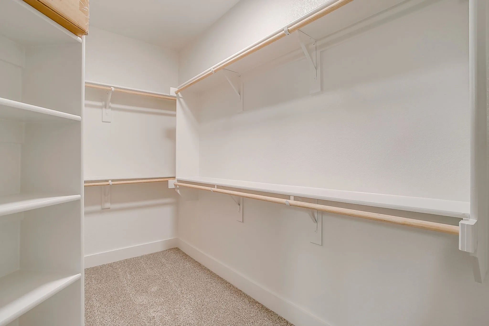 Single Family Residence For Sale in Ellis County , 410 Olson Road, Waxahachie, Texas 75167, 4 Bedroom, 3 Bathroom, 3 Garage spaces, 2,705 Sqft, built in 2026, New Construction - Incomplete, mls#21148978, Real Estate Agent in Waxahachie, Homes For Sale in Ellis county, Homes For Sale in Waxahachie, Realtor in Waxahachie Texas, Real Estate Brokerage Independent Realty Texas, Luminita Cordes Realtor