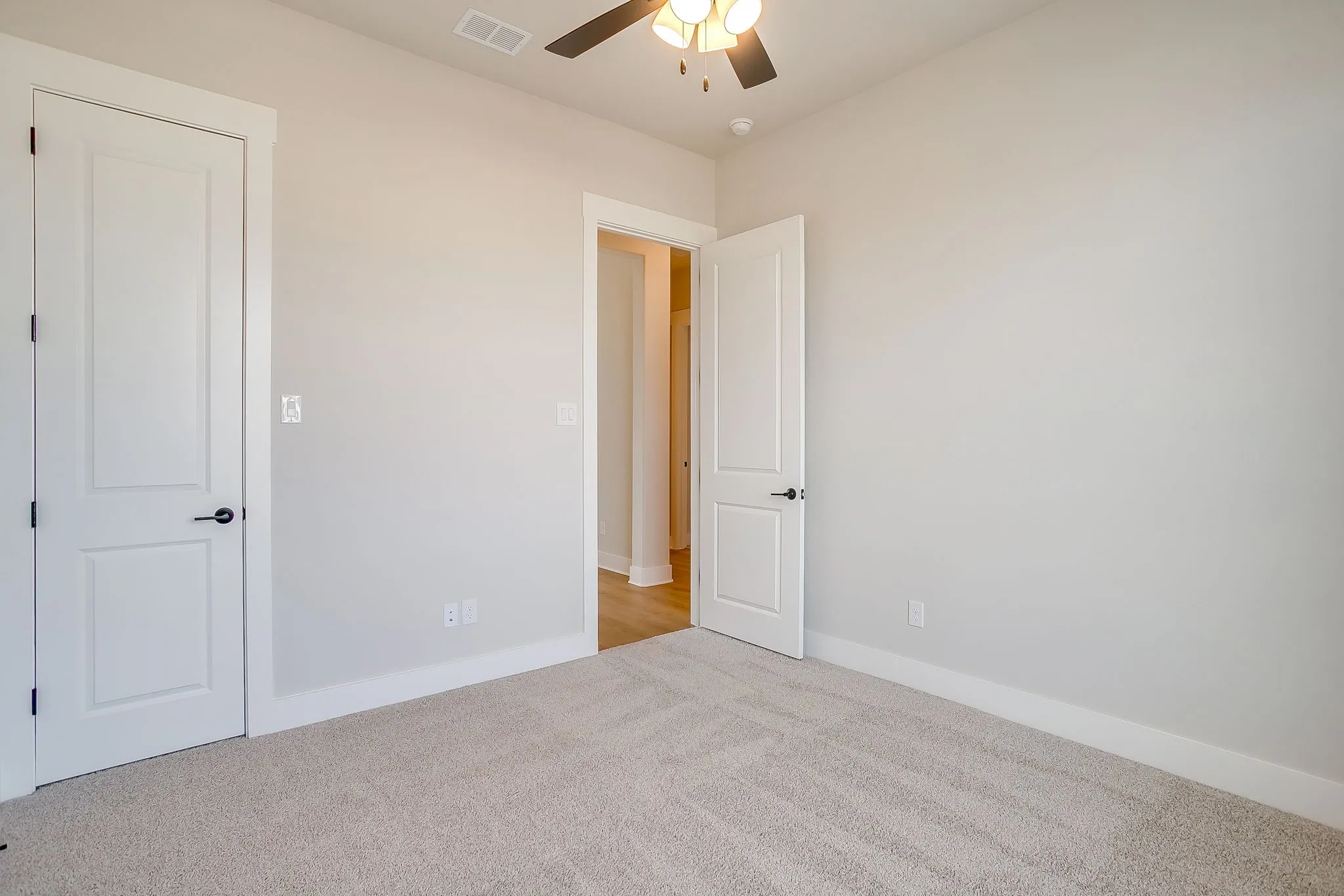Single Family Residence For Sale in Ellis County , 431 Olson Road, Waxahachie, Texas 75167, 4 Bedroom, 3 Bathroom, 2 Garage spaces, 2,985 Sqft, built in 2026, New Construction - Incomplete, mls#21148992, Real Estate Agent in Waxahachie, Homes For Sale in Ellis county, Homes For Sale in Waxahachie, Realtor in Waxahachie Texas, Real Estate Brokerage Independent Realty Texas, Luminita Cordes Realtor