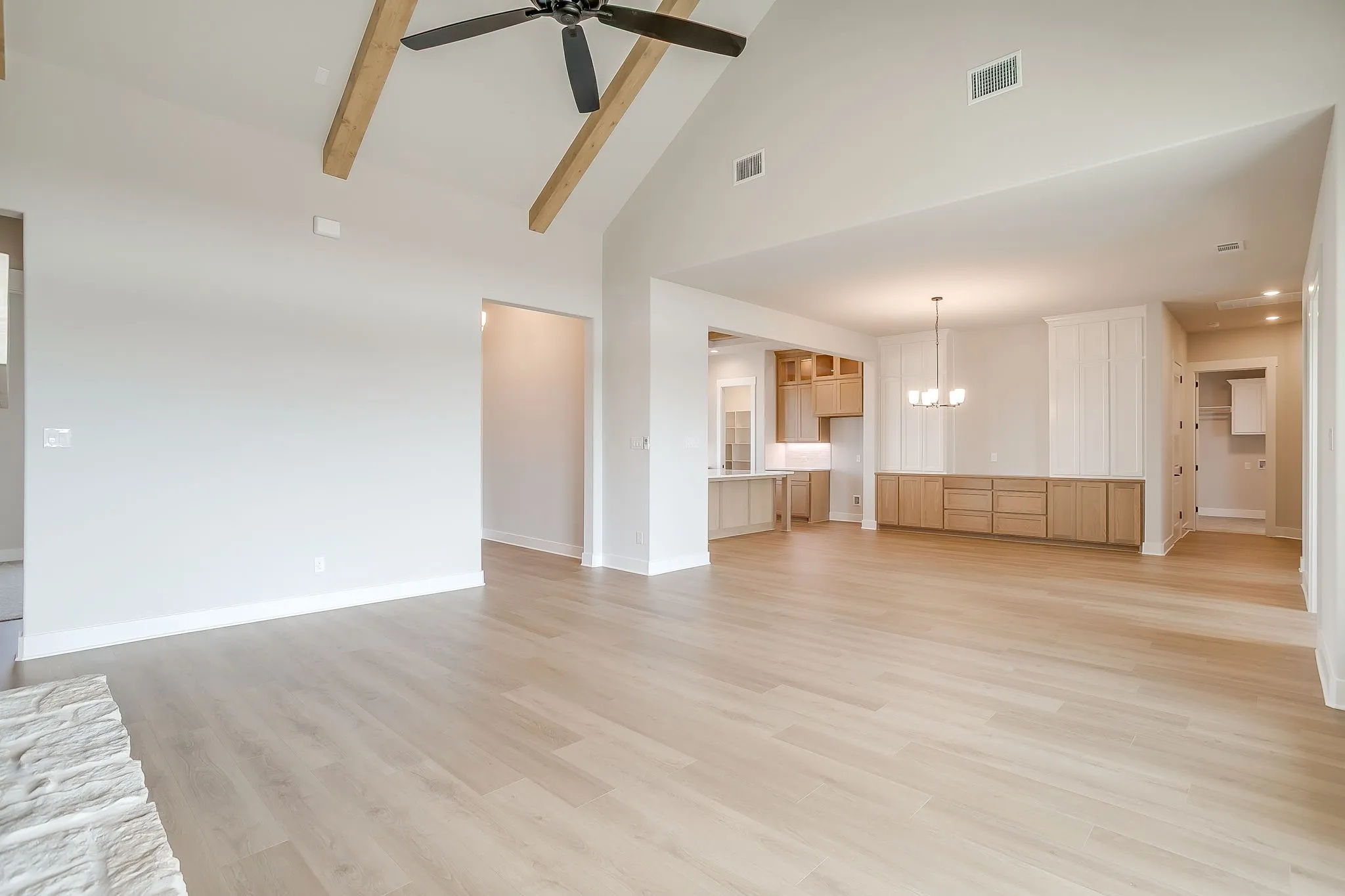 Single Family Residence For Sale in Ellis County , 431 Olson Road, Waxahachie, Texas 75167, 4 Bedroom, 3 Bathroom, 2 Garage spaces, 2,985 Sqft, built in 2026, New Construction - Incomplete, mls#21148992, Real Estate Agent in Waxahachie, Homes For Sale in Ellis county, Homes For Sale in Waxahachie, Realtor in Waxahachie Texas, Real Estate Brokerage Independent Realty Texas, Luminita Cordes Realtor