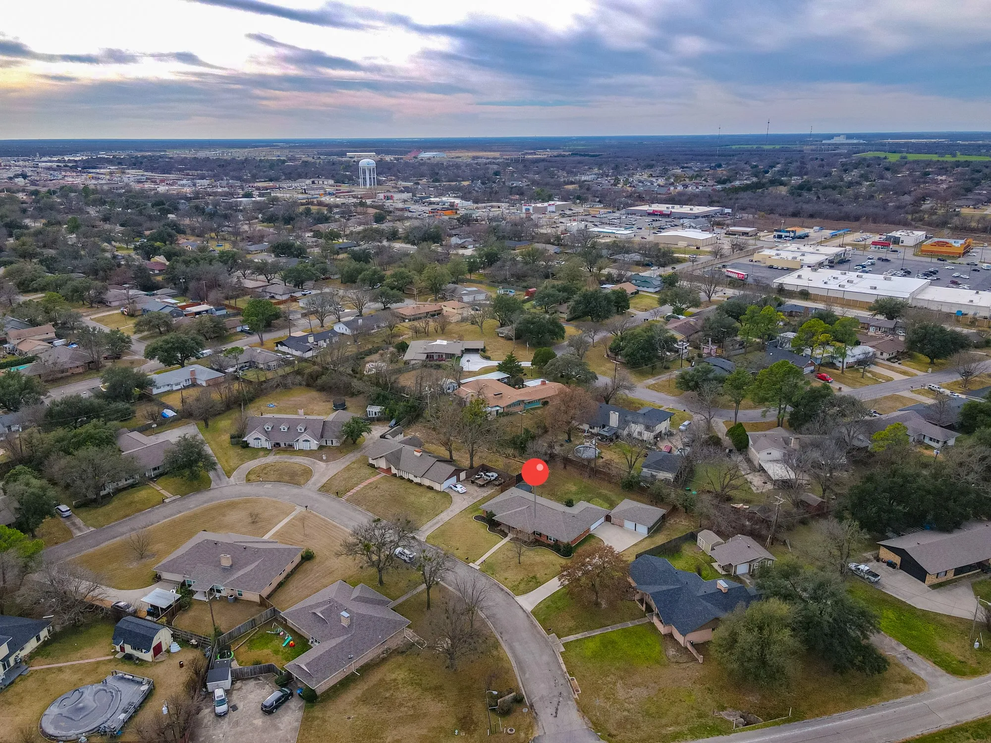 Single Family Residence For Sale in Hunt County , 4 Priscilla, Greenville, Texas 75402, 5 Bedroom, 3 Bathroom, 4 Garage spaces, 2,872 Sqft, built in 1973, mls#21149271, Real Estate Agent in Greenville, Homes For Sale in Hunt county, Homes For Sale in Greenville, Realtor in Greenville Texas, Real Estate Brokerage Independent Realty Texas, Luminita Cordes Realtor