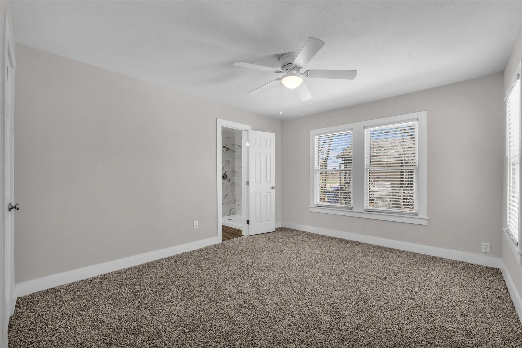 Single Family Residence For Sale in Mc Lennan County , 1908 S 19th Street, Waco, Texas 76706, 3 Bedroom, 2 Bathroom, Garage spaces, 1,309 Sqft, built in 1940, mls#21149143, Real Estate Agent in Waco, Homes For Sale in Mc Lennan county, Homes For Sale in Waco, Realtor in Waco Texas, Real Estate Brokerage Independent Realty Texas, Luminita Cordes Realtor