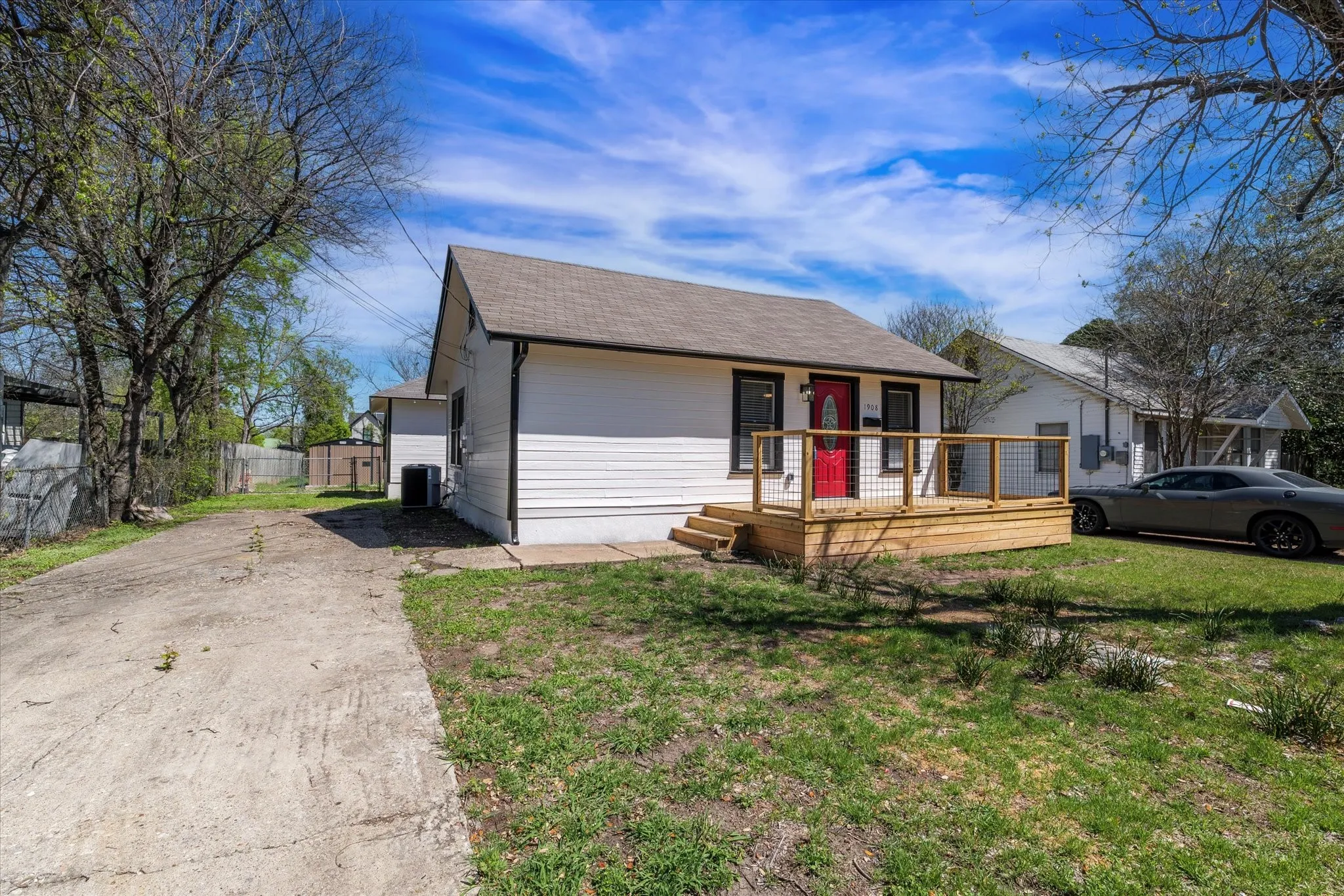 Single Family Residence For Sale in Mc Lennan County , 1908 S 19th Street, Waco, Texas 76706, 3 Bedroom, 2 Bathroom, Garage spaces, 1,309 Sqft, built in 1940, mls#21149143, Real Estate Agent in Waco, Homes For Sale in Mc Lennan county, Homes For Sale in Waco, Realtor in Waco Texas, Real Estate Brokerage Independent Realty Texas, Luminita Cordes Realtor