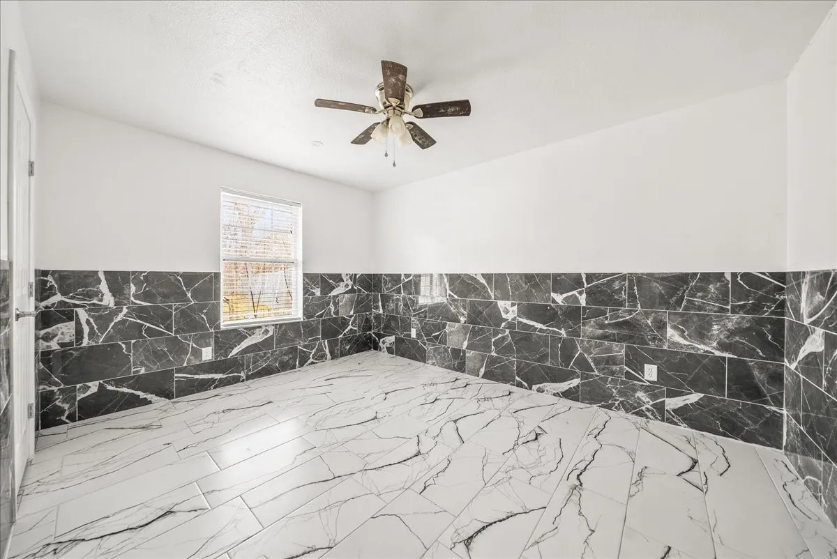 Single Family Residence For Sale in Dallas County , 5507 Alexander Street, Sachse, Texas 75048, 3 Bedrooms, 1 Bathroom, Garage spaces, 1,274 Sqft, built in 1980, Price $279,999, mls#21144177, Real Estate Agent in Sachse, Homes For Sale in Dallas county, Homes For Sale in Sachse, Realtor in Sachse Texas, Real Estate Brokerage Independent Realty Texas, Luminita Cordes Realtor