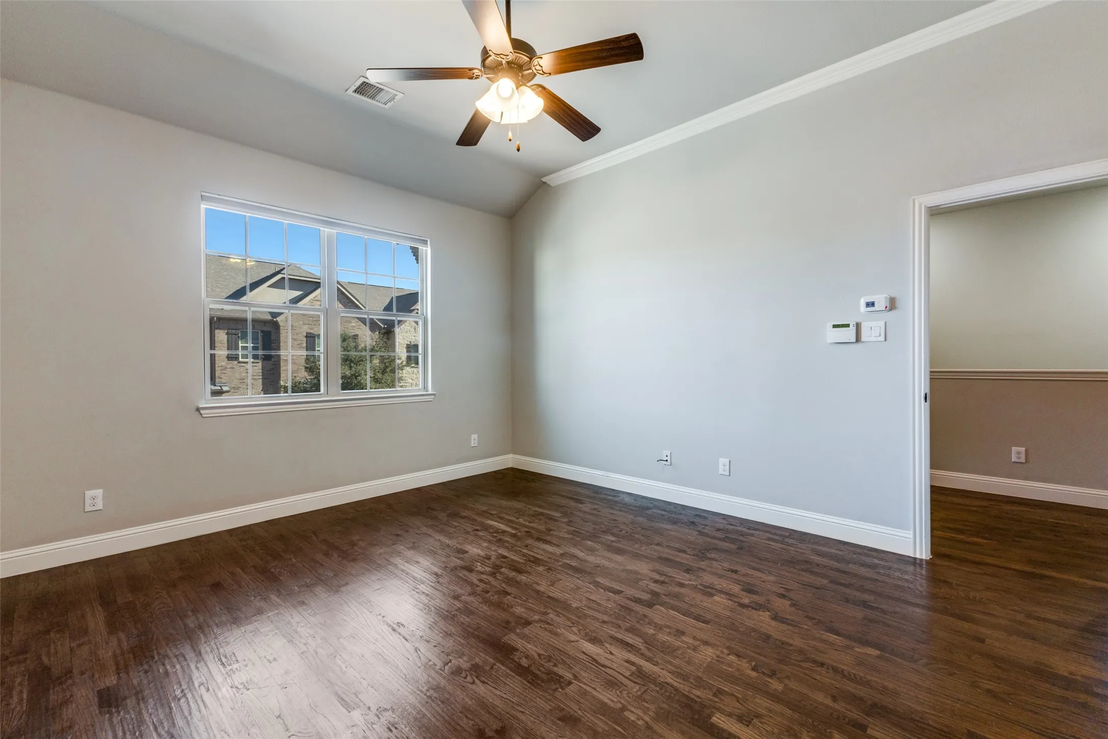 Townhouse For Sale in Dallas County , 828 Rohan Drive, Richardson, Texas 75081, 3 Bedroom, 3 Bathroom, 2 Garage spaces, 1,887 Sqft, built in 2016, mls#21149359, Real Estate Agent in Richardson, Homes For Sale in Dallas county, Homes For Sale in Richardson, Realtor in Richardson Texas, Real Estate Brokerage Independent Realty Texas, Luminita Cordes Realtor