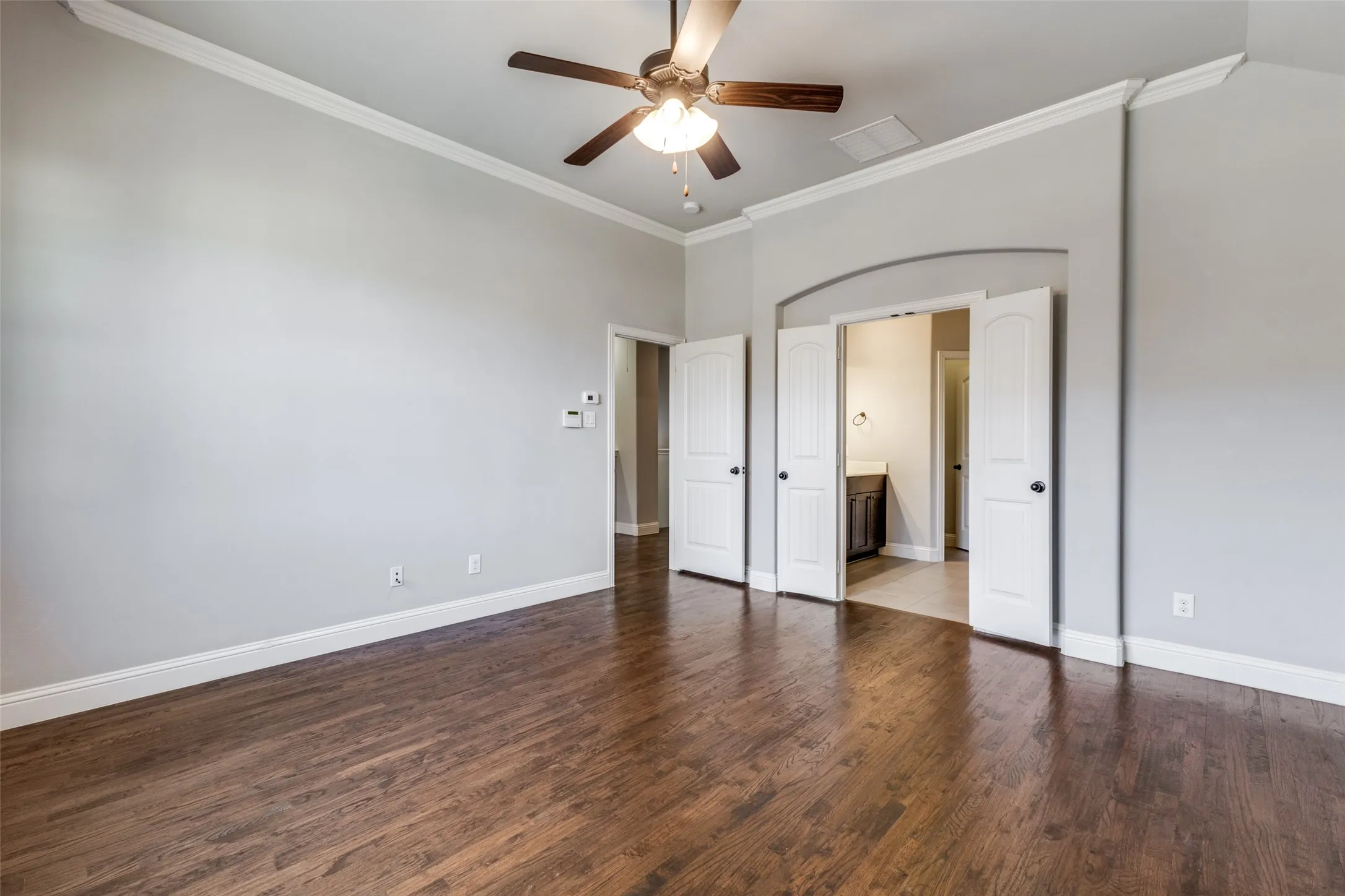 Townhouse For Sale in Dallas County , 828 Rohan Drive, Richardson, Texas 75081, 3 Bedroom, 3 Bathroom, 2 Garage spaces, 1,887 Sqft, built in 2016, mls#21149359, Real Estate Agent in Richardson, Homes For Sale in Dallas county, Homes For Sale in Richardson, Realtor in Richardson Texas, Real Estate Brokerage Independent Realty Texas, Luminita Cordes Realtor