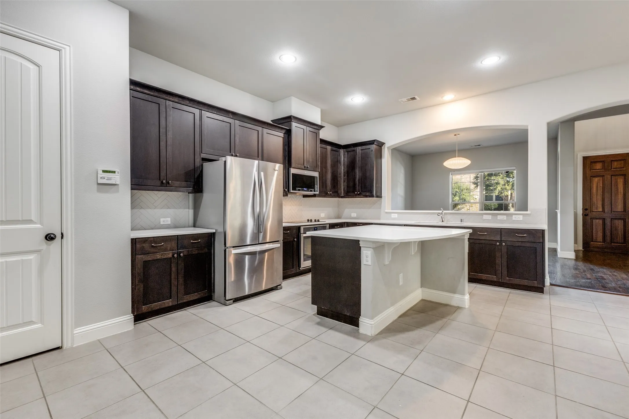 Townhouse For Sale in Dallas County , 828 Rohan Drive, Richardson, Texas 75081, 3 Bedroom, 3 Bathroom, 2 Garage spaces, 1,887 Sqft, built in 2016, mls#21149359, Real Estate Agent in Richardson, Homes For Sale in Dallas county, Homes For Sale in Richardson, Realtor in Richardson Texas, Real Estate Brokerage Independent Realty Texas, Luminita Cordes Realtor