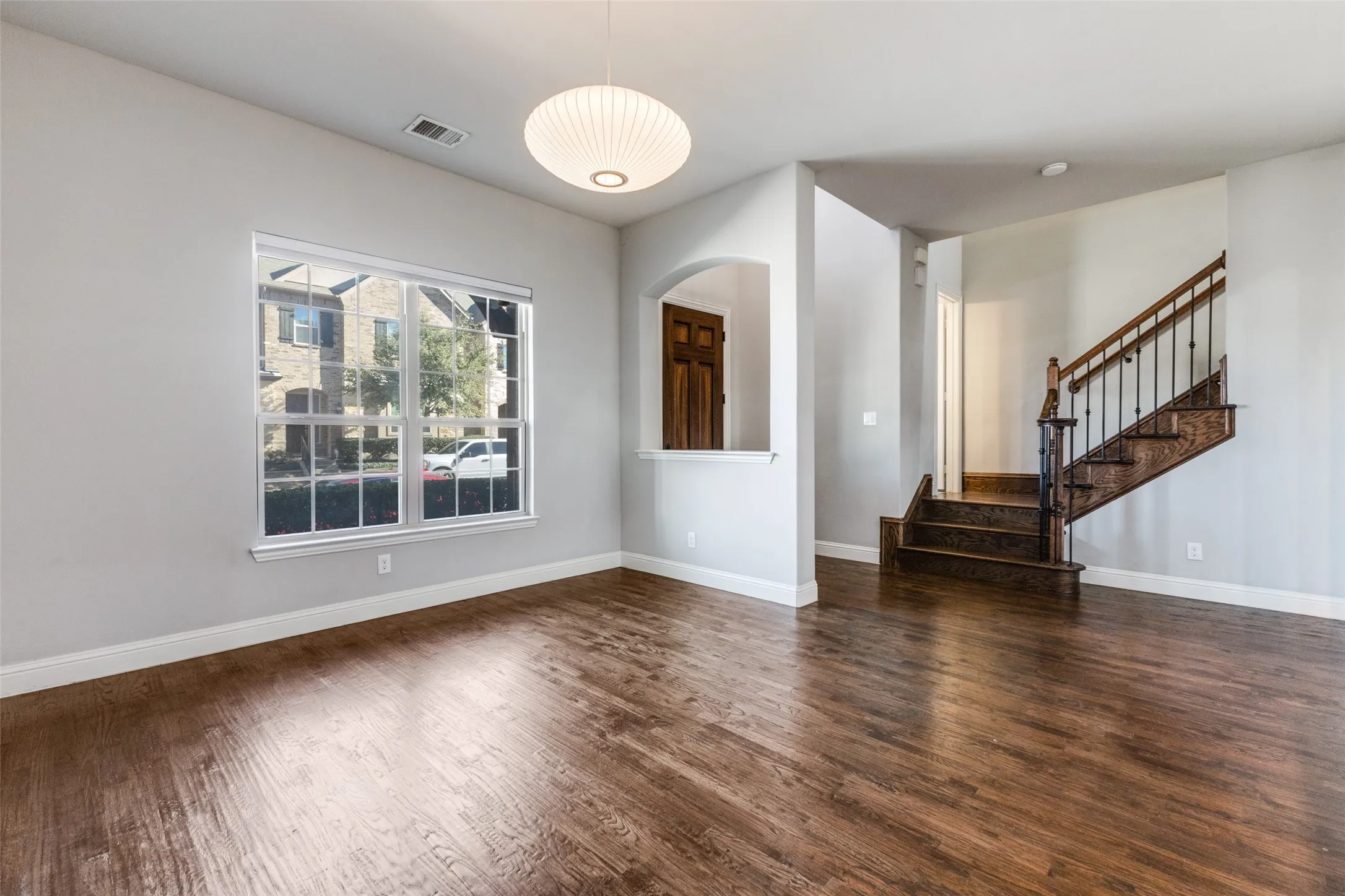 Townhouse For Sale in Dallas County , 828 Rohan Drive, Richardson, Texas 75081, 3 Bedroom, 3 Bathroom, 2 Garage spaces, 1,887 Sqft, built in 2016, mls#21149359, Real Estate Agent in Richardson, Homes For Sale in Dallas county, Homes For Sale in Richardson, Realtor in Richardson Texas, Real Estate Brokerage Independent Realty Texas, Luminita Cordes Realtor