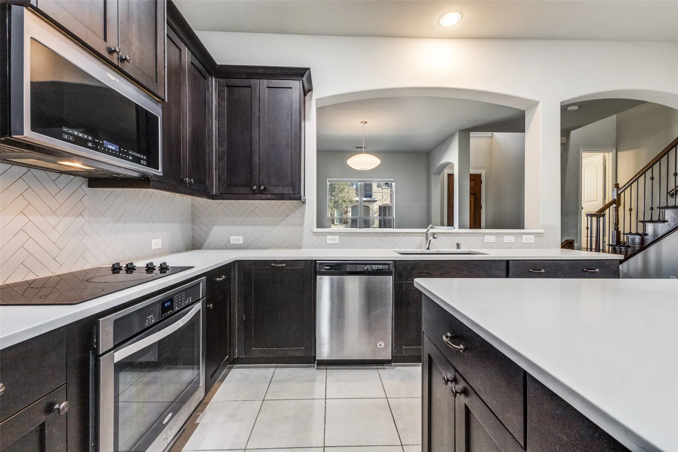 Townhouse For Sale in Dallas County , 828 Rohan Drive, Richardson, Texas 75081, 3 Bedroom, 3 Bathroom, 2 Garage spaces, 1,887 Sqft, built in 2016, mls#21149359, Real Estate Agent in Richardson, Homes For Sale in Dallas county, Homes For Sale in Richardson, Realtor in Richardson Texas, Real Estate Brokerage Independent Realty Texas, Luminita Cordes Realtor