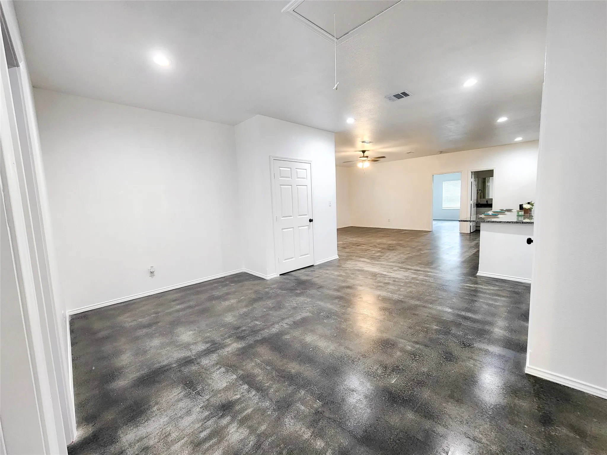 Single Family Residence For Sale in Tarrant County , 417 Katie Circle, Kennedale, Texas 76060, 4 Bedroom, 3 Bathroom, 2 Garage spaces, 2,001 Sqft, built in 2025, New Construction - Complete, mls#21149490, Real Estate Agent in Kennedale, Homes For Sale in Tarrant county, Homes For Sale in Kennedale, Realtor in Kennedale Texas, Real Estate Brokerage Independent Realty Texas, Luminita Cordes Realtor