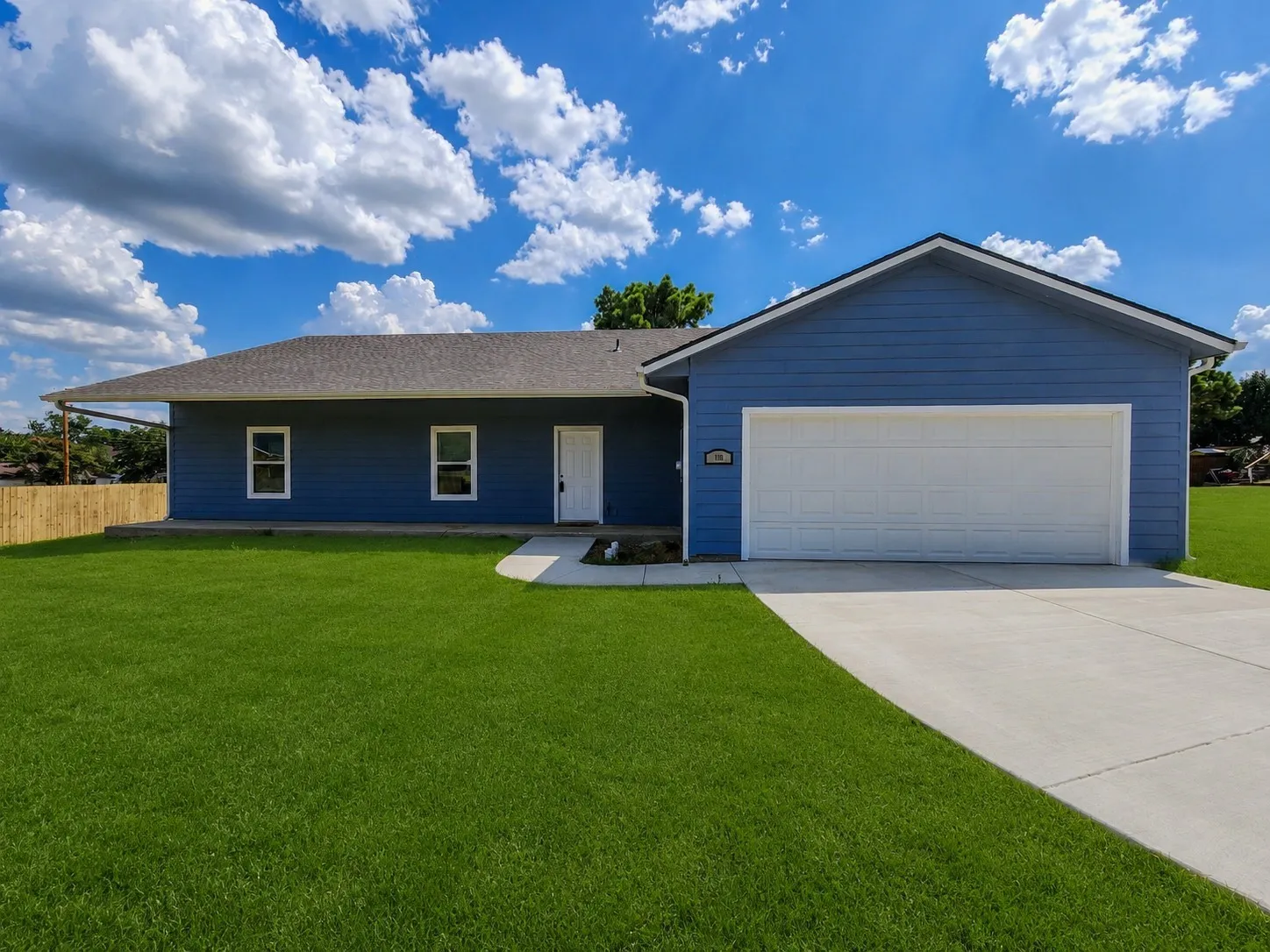 Single Family Residence For Sale in Tarrant County , 417 Katie Circle, Kennedale, Texas 76060, 4 Bedroom, 3 Bathroom, 2 Garage spaces, 2,001 Sqft, built in 2025, New Construction - Complete, mls#21149490, Real Estate Agent in Kennedale, Homes For Sale in Tarrant county, Homes For Sale in Kennedale, Realtor in Kennedale Texas, Real Estate Brokerage Independent Realty Texas, Luminita Cordes Realtor