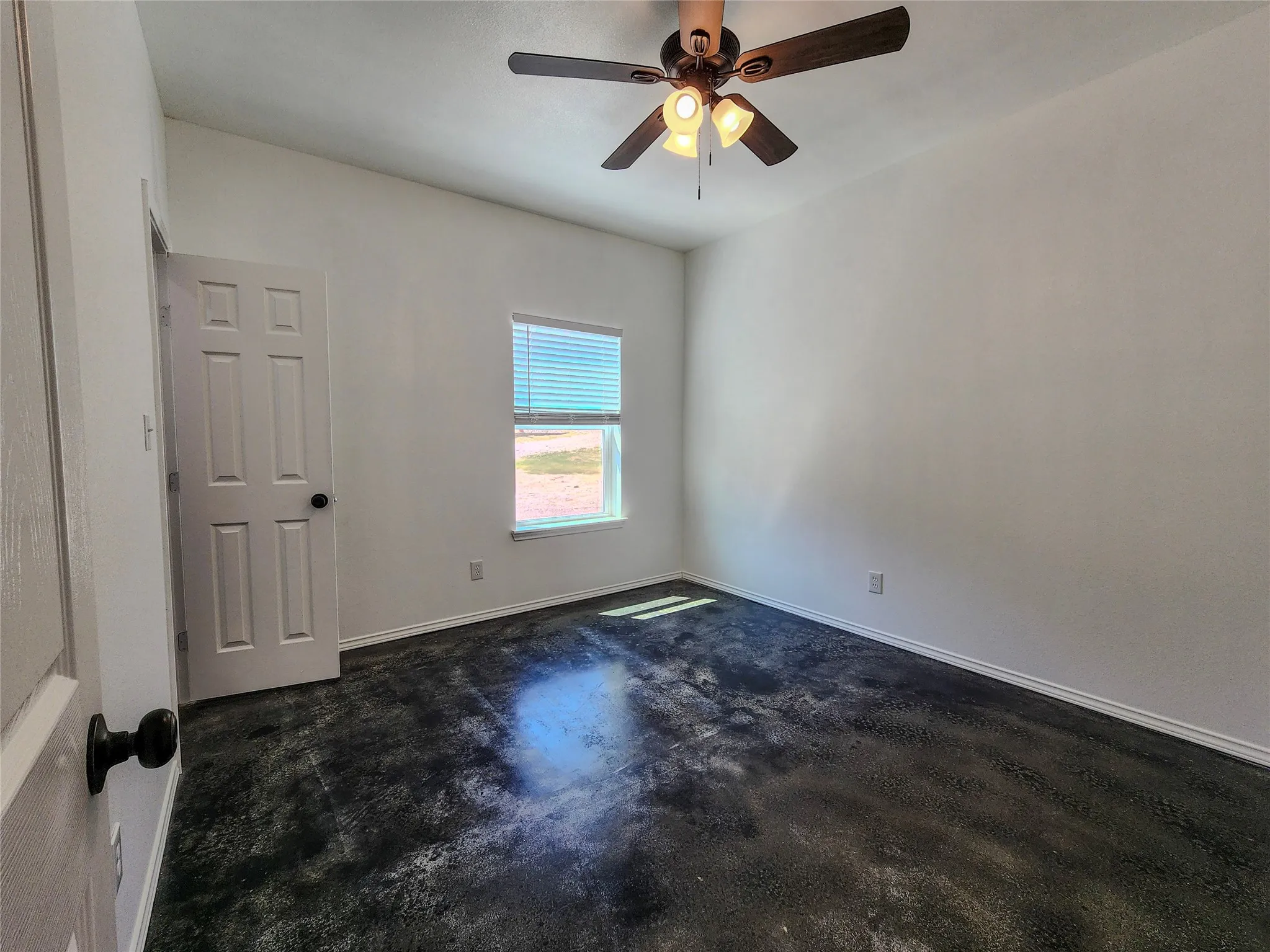 Single Family Residence For Sale in Tarrant County , 417 Katie Circle, Kennedale, Texas 76060, 4 Bedroom, 3 Bathroom, 2 Garage spaces, 2,001 Sqft, built in 2025, New Construction - Complete, mls#21149490, Real Estate Agent in Kennedale, Homes For Sale in Tarrant county, Homes For Sale in Kennedale, Realtor in Kennedale Texas, Real Estate Brokerage Independent Realty Texas, Luminita Cordes Realtor
