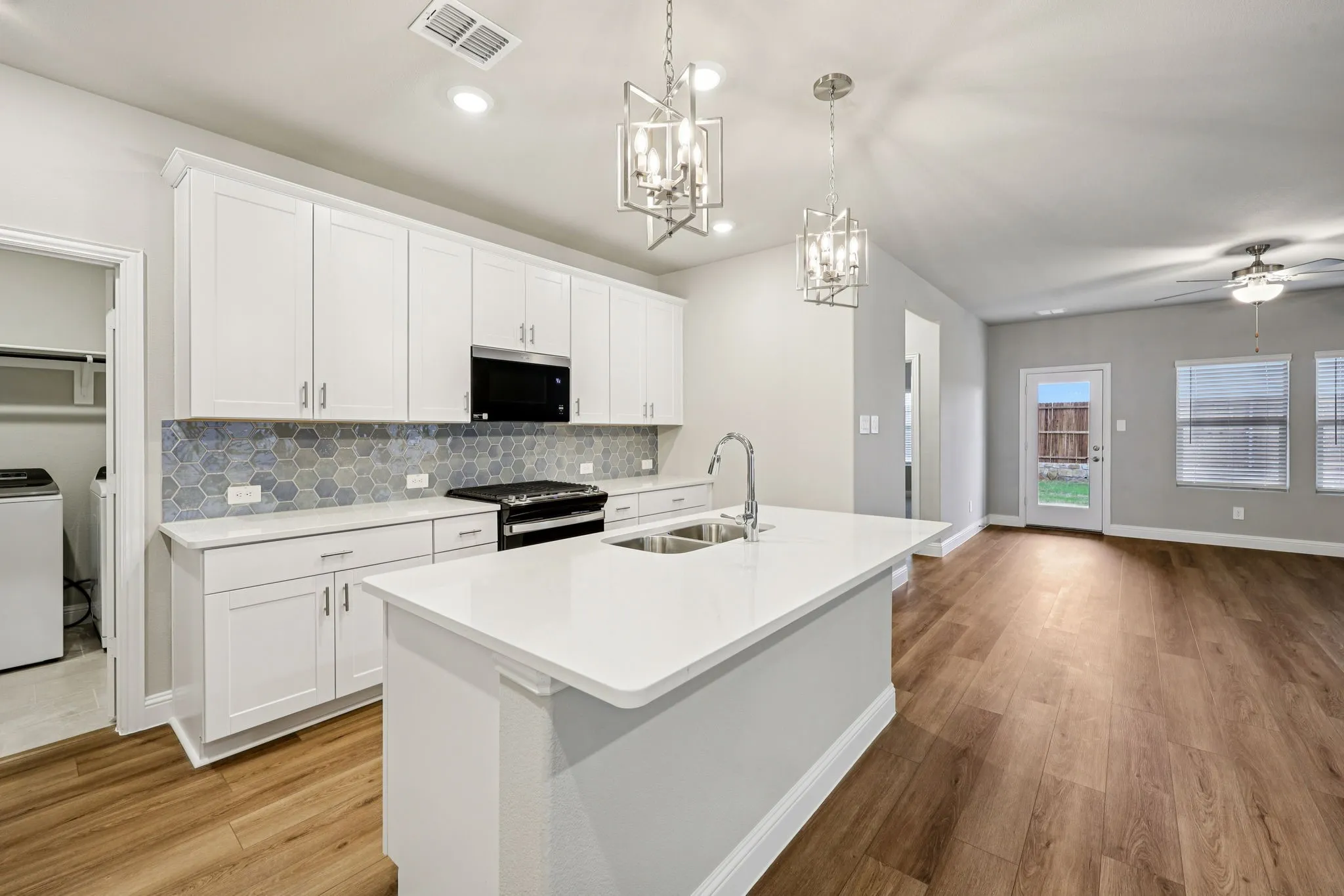 Single Family Residence For Sale in Collin County , 1721 Arches Road, Anna, Texas 75409, 4 Bedroom, 3 Bathroom, 2 Garage spaces, 2,337 Sqft, built in 2026, New Construction - Incomplete, mls#21146666, Real Estate Agent in Anna, Homes For Sale in Collin county, Homes For Sale in Anna, Realtor in Anna Texas, Real Estate Brokerage Independent Realty Texas, Luminita Cordes Realtor