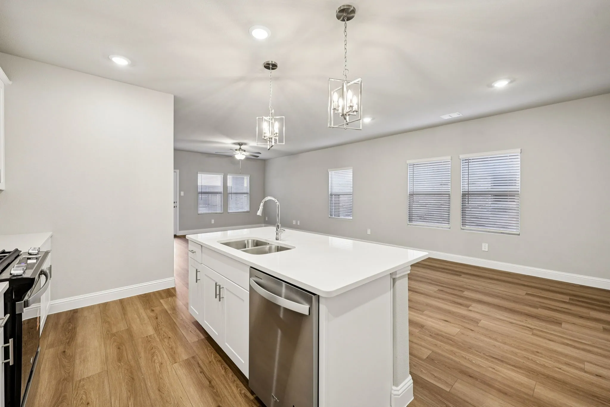 Single Family Residence For Sale in Collin County , 1721 Arches Road, Anna, Texas 75409, 4 Bedroom, 3 Bathroom, 2 Garage spaces, 2,337 Sqft, built in 2026, New Construction - Incomplete, mls#21146666, Real Estate Agent in Anna, Homes For Sale in Collin county, Homes For Sale in Anna, Realtor in Anna Texas, Real Estate Brokerage Independent Realty Texas, Luminita Cordes Realtor
